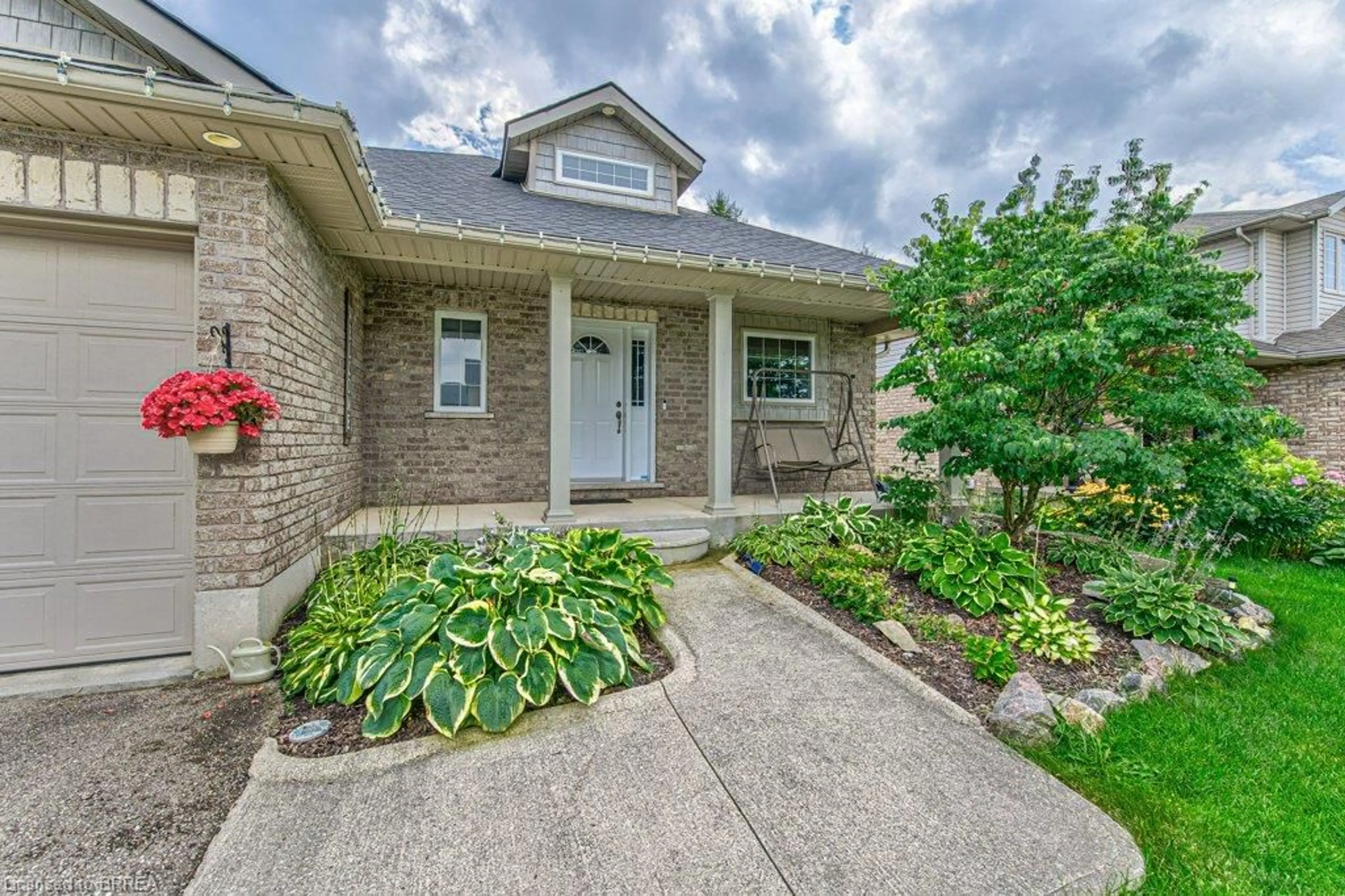 Home with brick exterior material, street for 423 Poldon Dr, Norwich Ontario N0J 1P0
