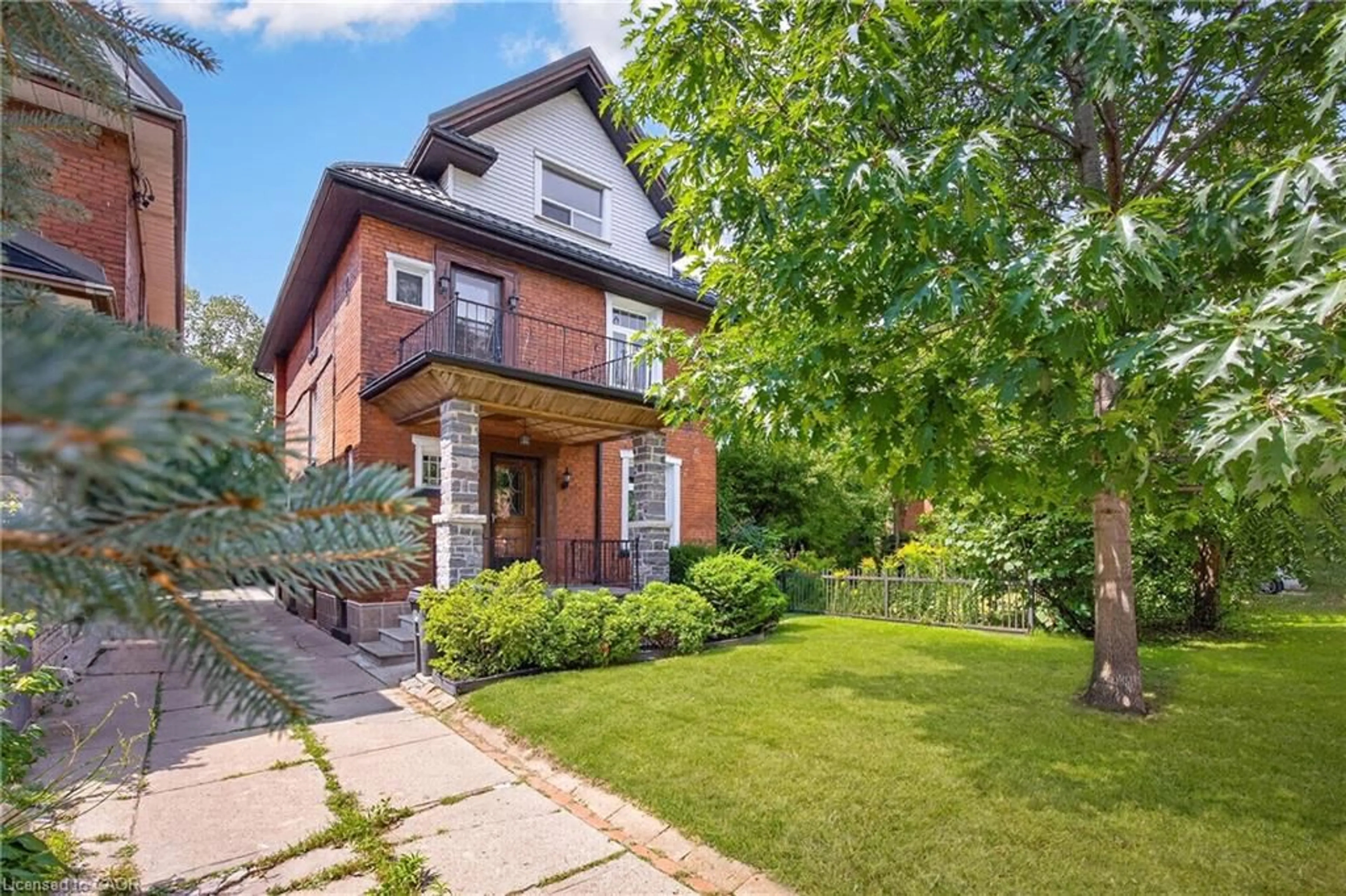 Home with brick exterior material, street for 162 Mavety St, Toronto Ontario M6P 2L9