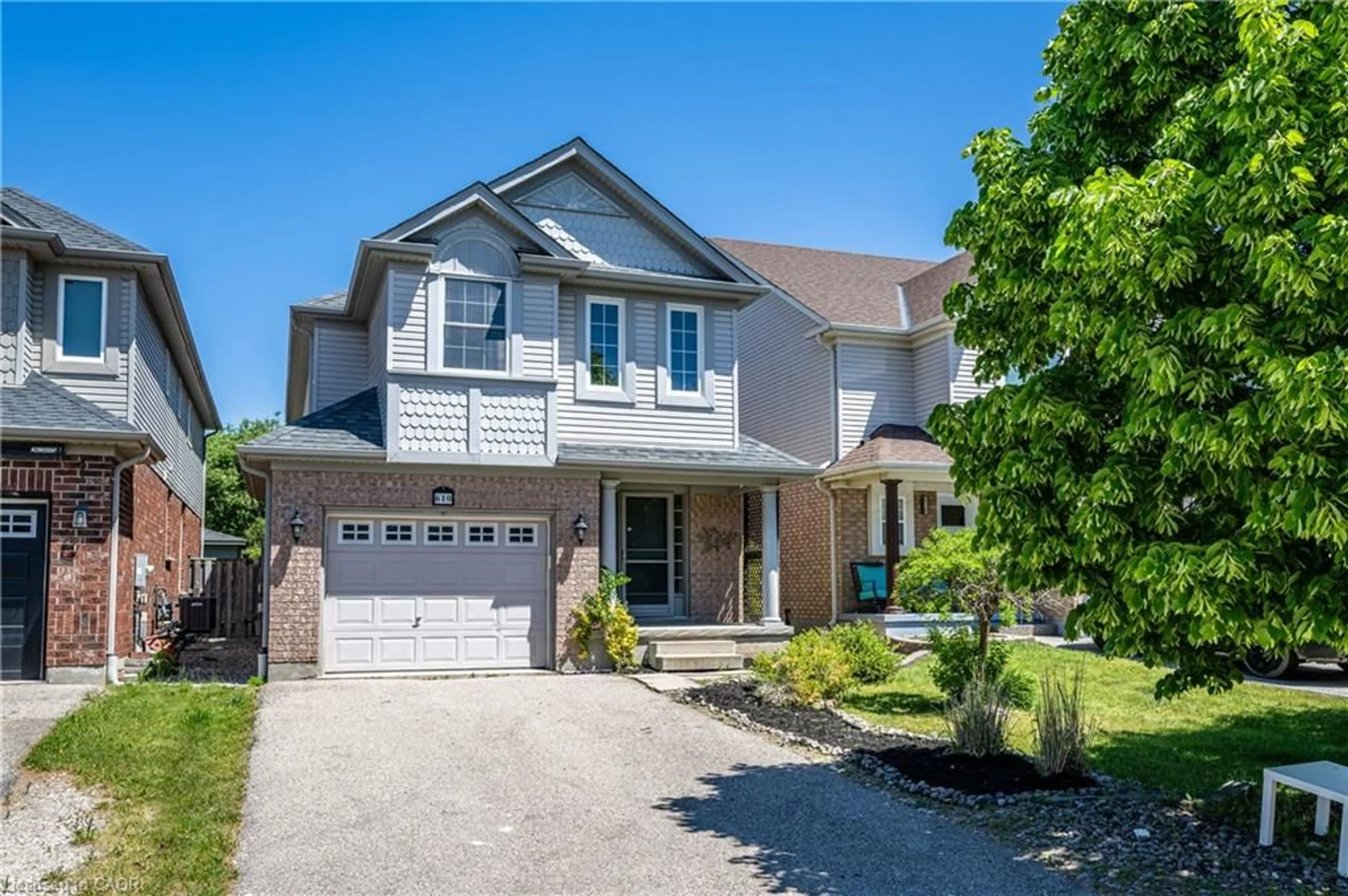Home with vinyl exterior material, street for 610 South Haven Dr, Waterloo Ontario N2K 4M2