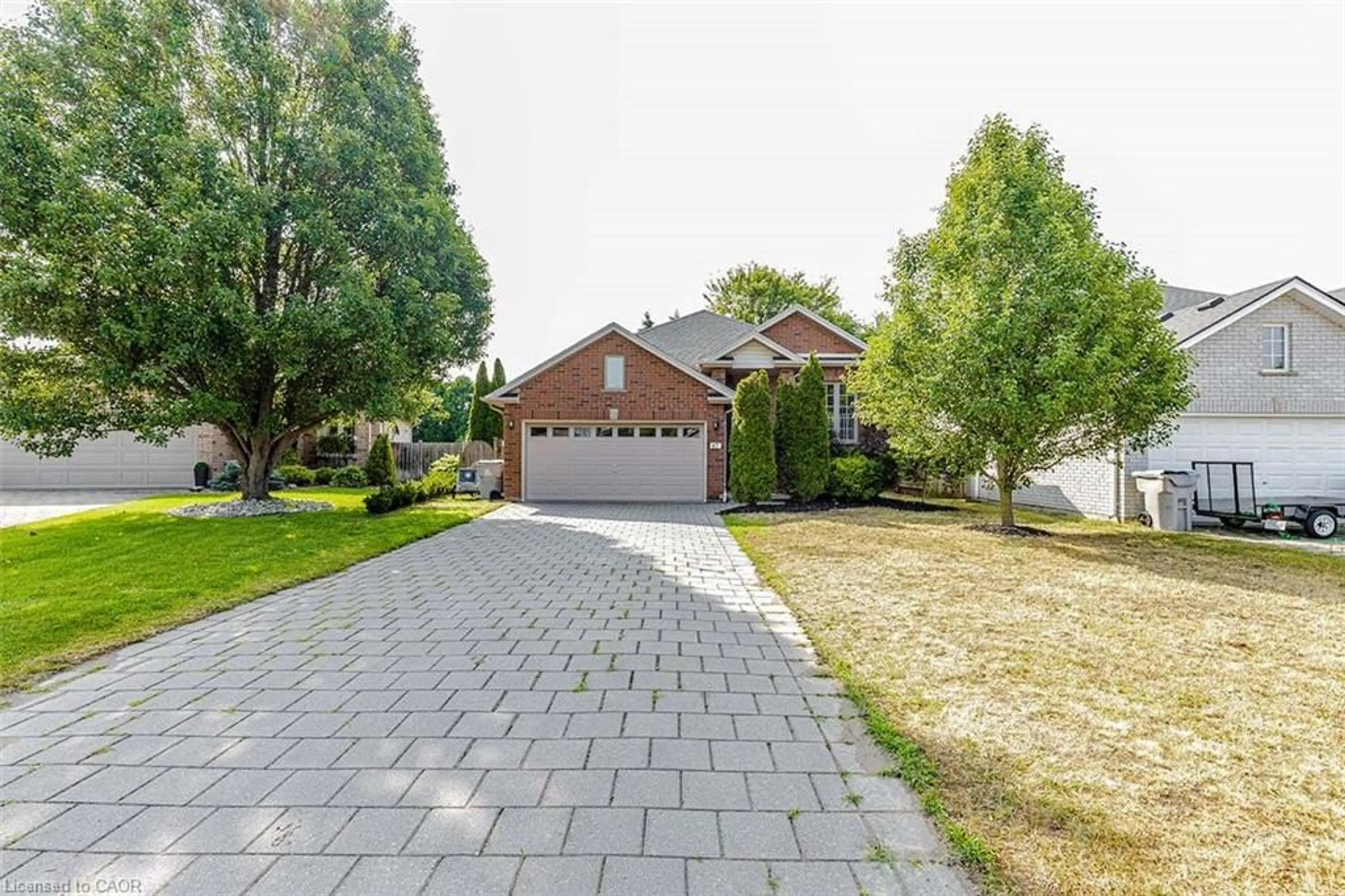 Home with brick exterior material, street for 47 Queensway Dr, Strathroy Ontario N7G 4M2