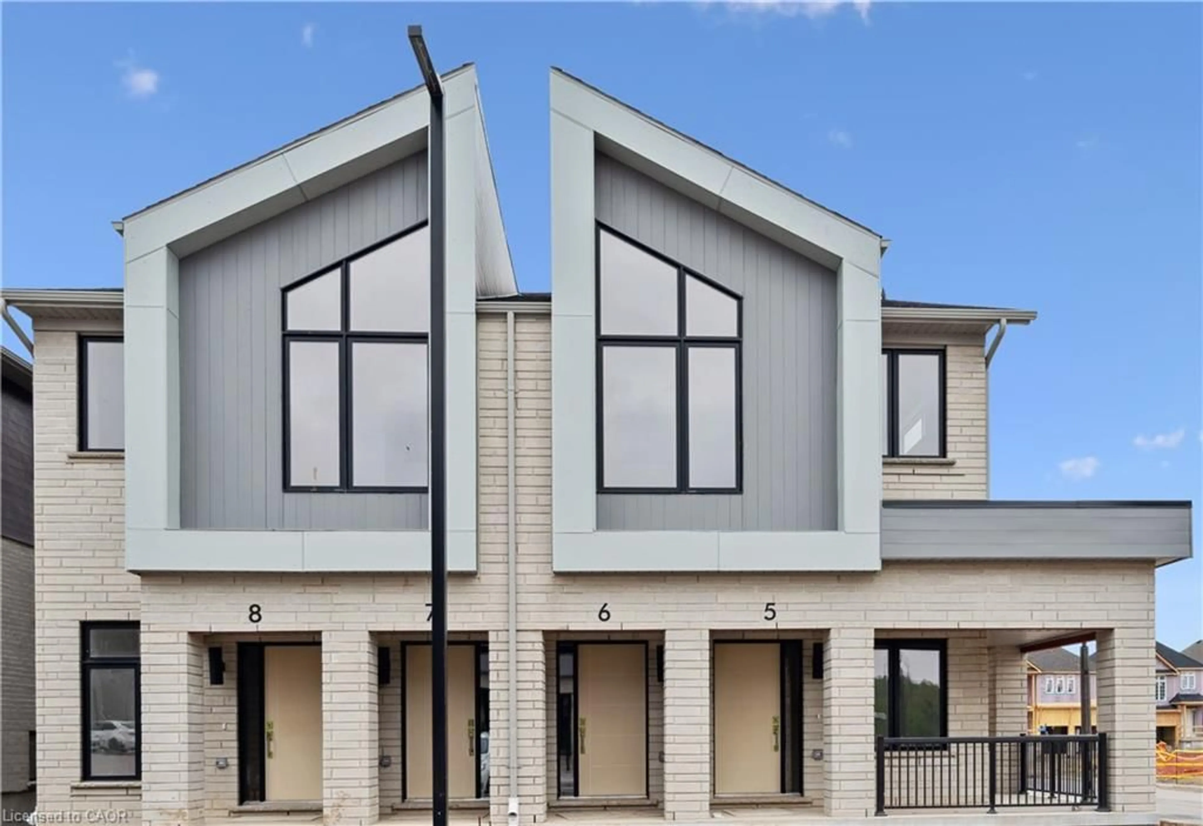 Home with brick exterior material, building for 15 Stauffer Woods Trail #6, Kitchener Ontario N2P 0L1
