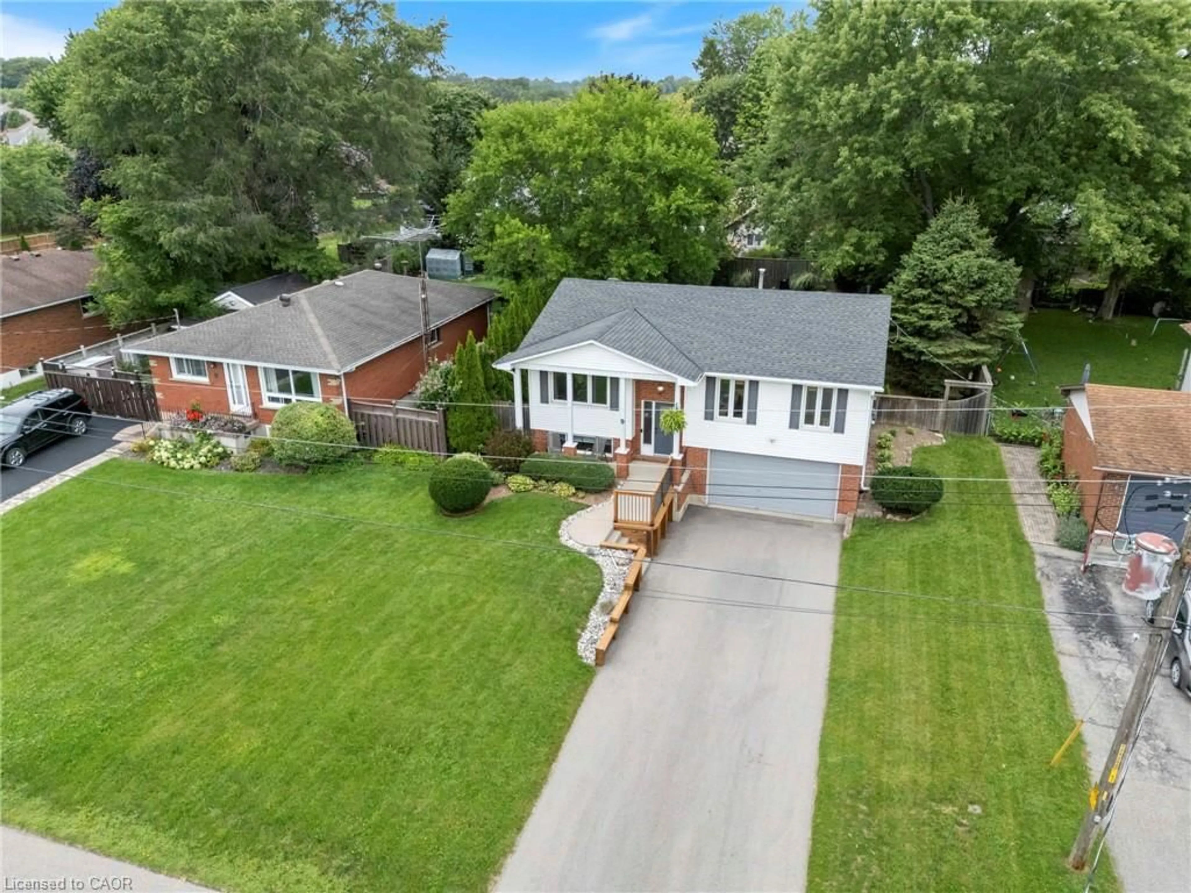 A pic from outside/outdoor area/front of a property/back of a property/a pic from drone, street for 9 Kelly Dr, Port Dover Ontario N0A 1N5