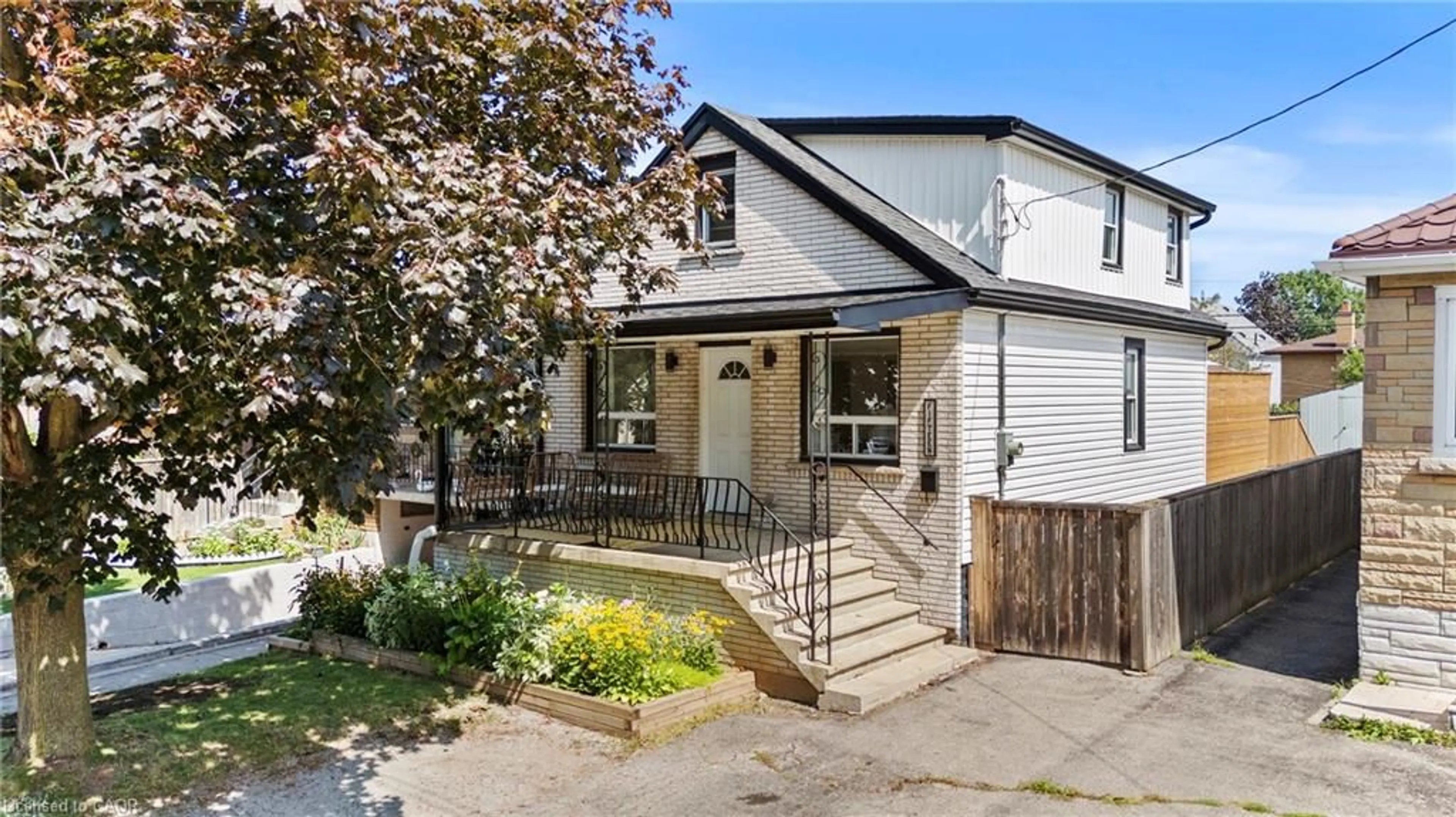 Unknown for 15 Glassco Ave, Hamilton Ontario L8H 1B2