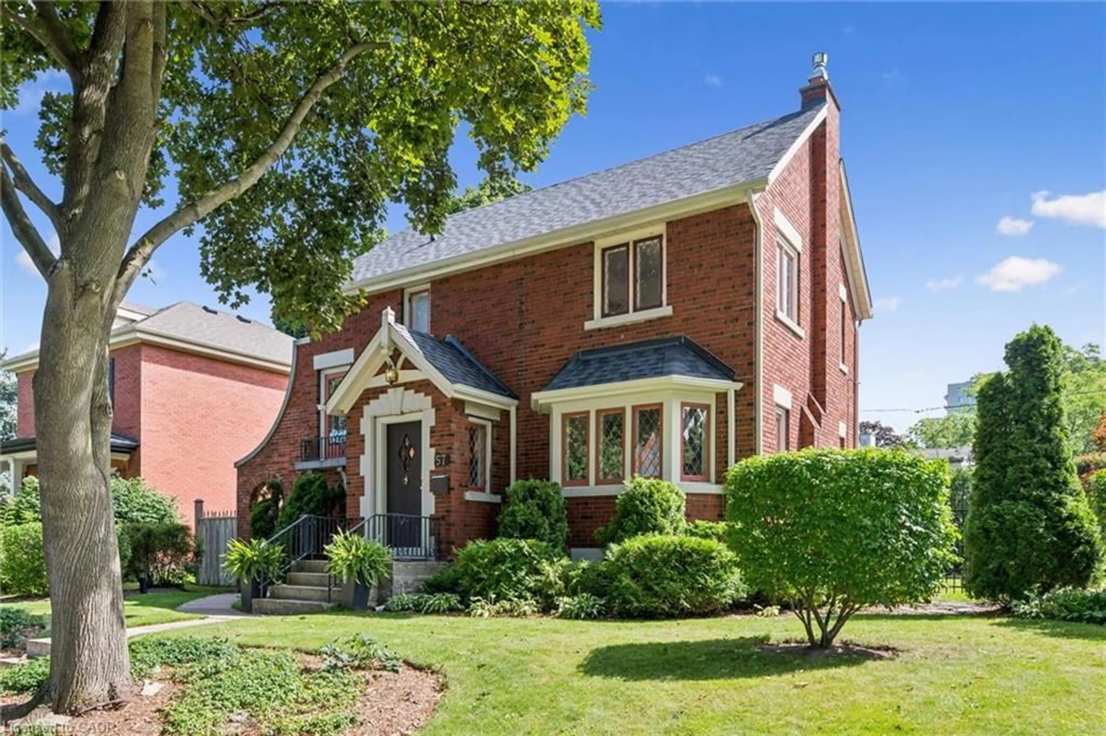 Home with brick exterior material, street for 57 Brant Rd, Cambridge Ontario N1S 2W7