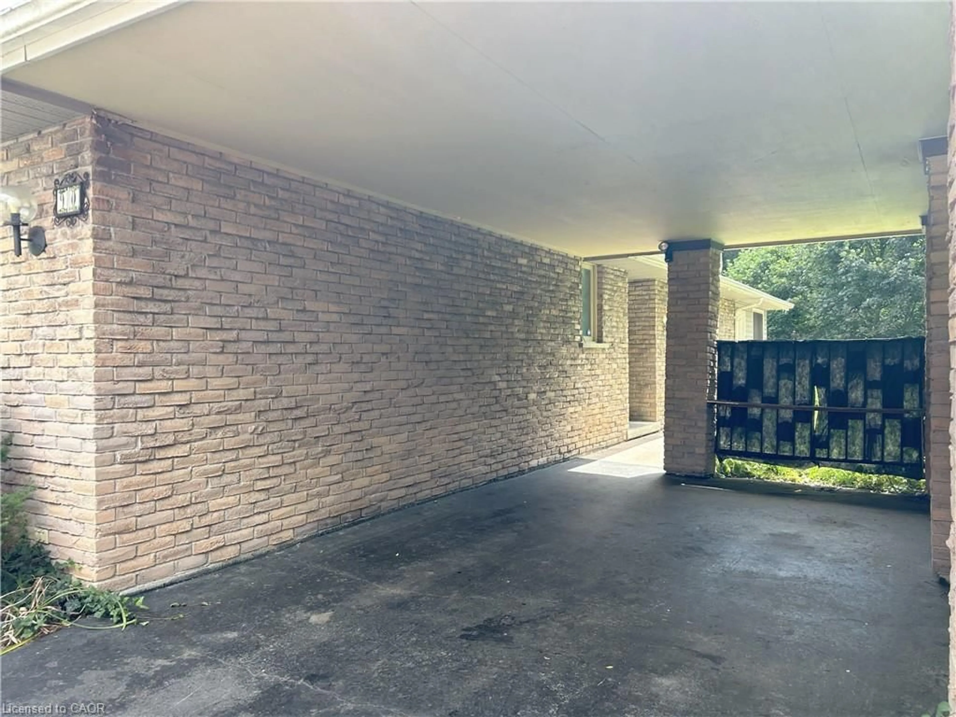 Unknown for 90 Queensway, Simcoe Ontario N3Y 4M6