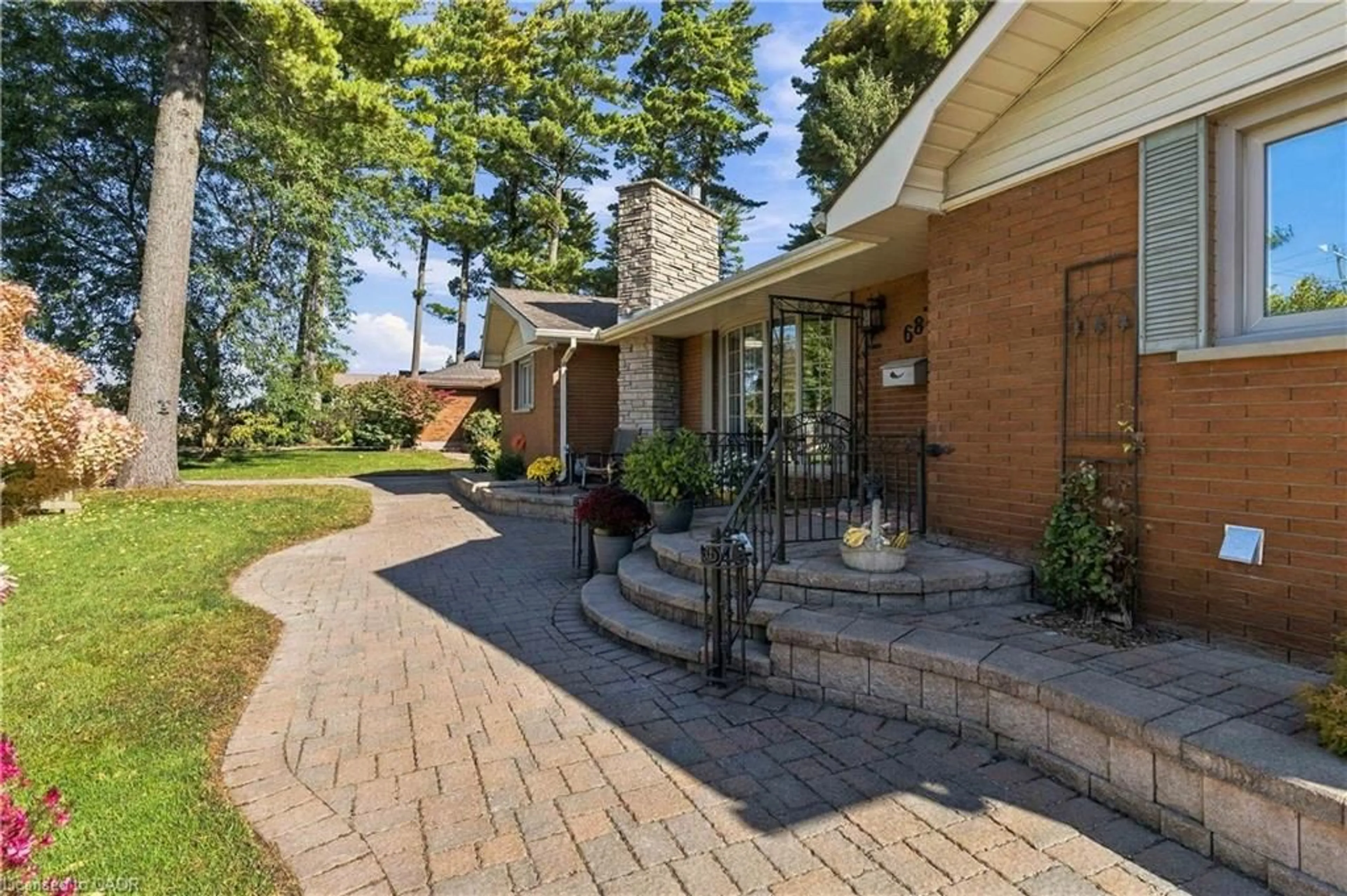 Home with brick exterior material, street for 687 James St, Delhi Ontario N4B 2C6