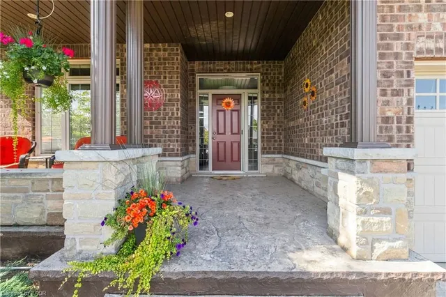 99 Magnolia Dr, Port Dover 4
