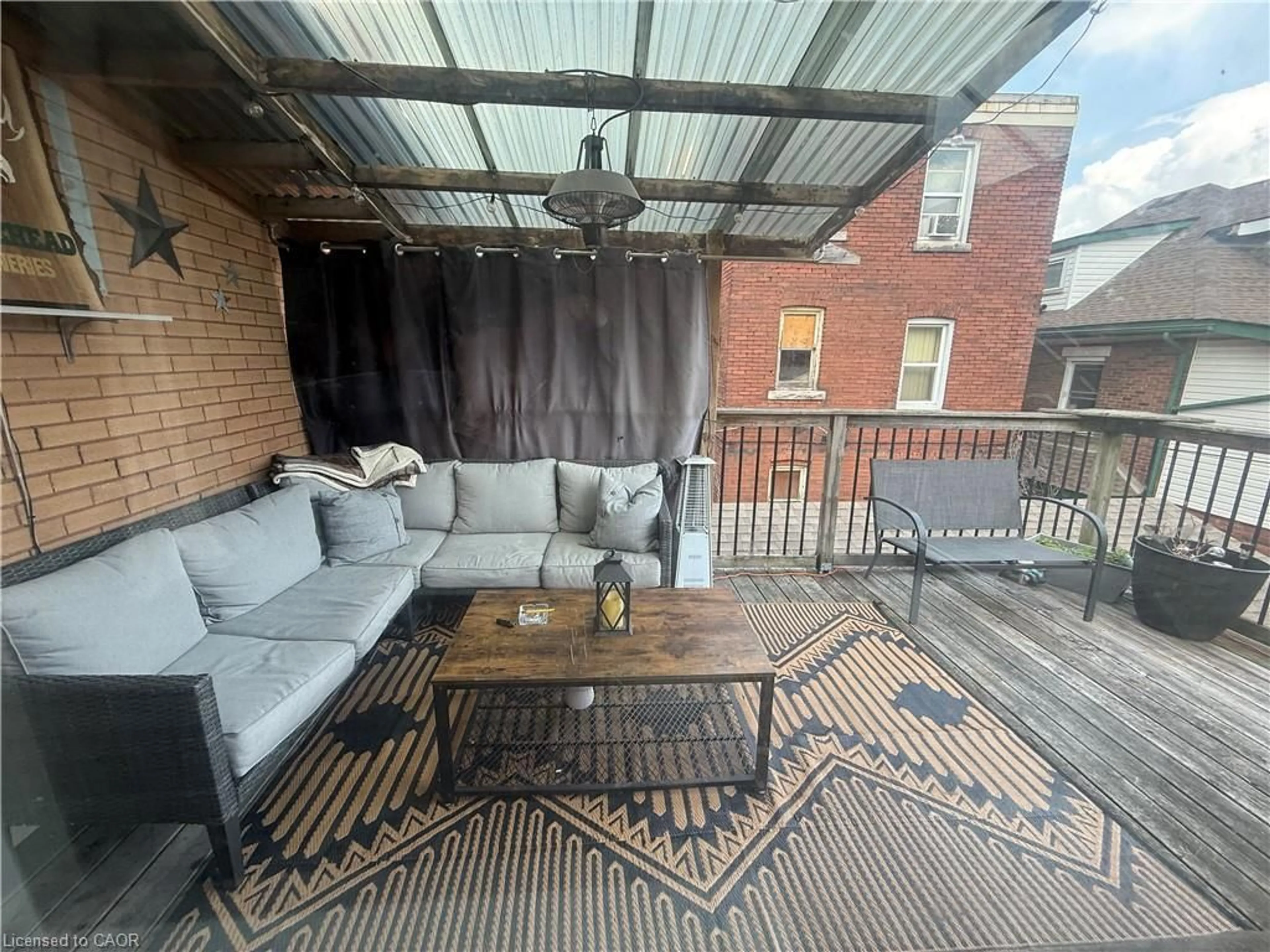 Patio, street for 947 Main St #2, Hamilton Ontario L8M 1M9