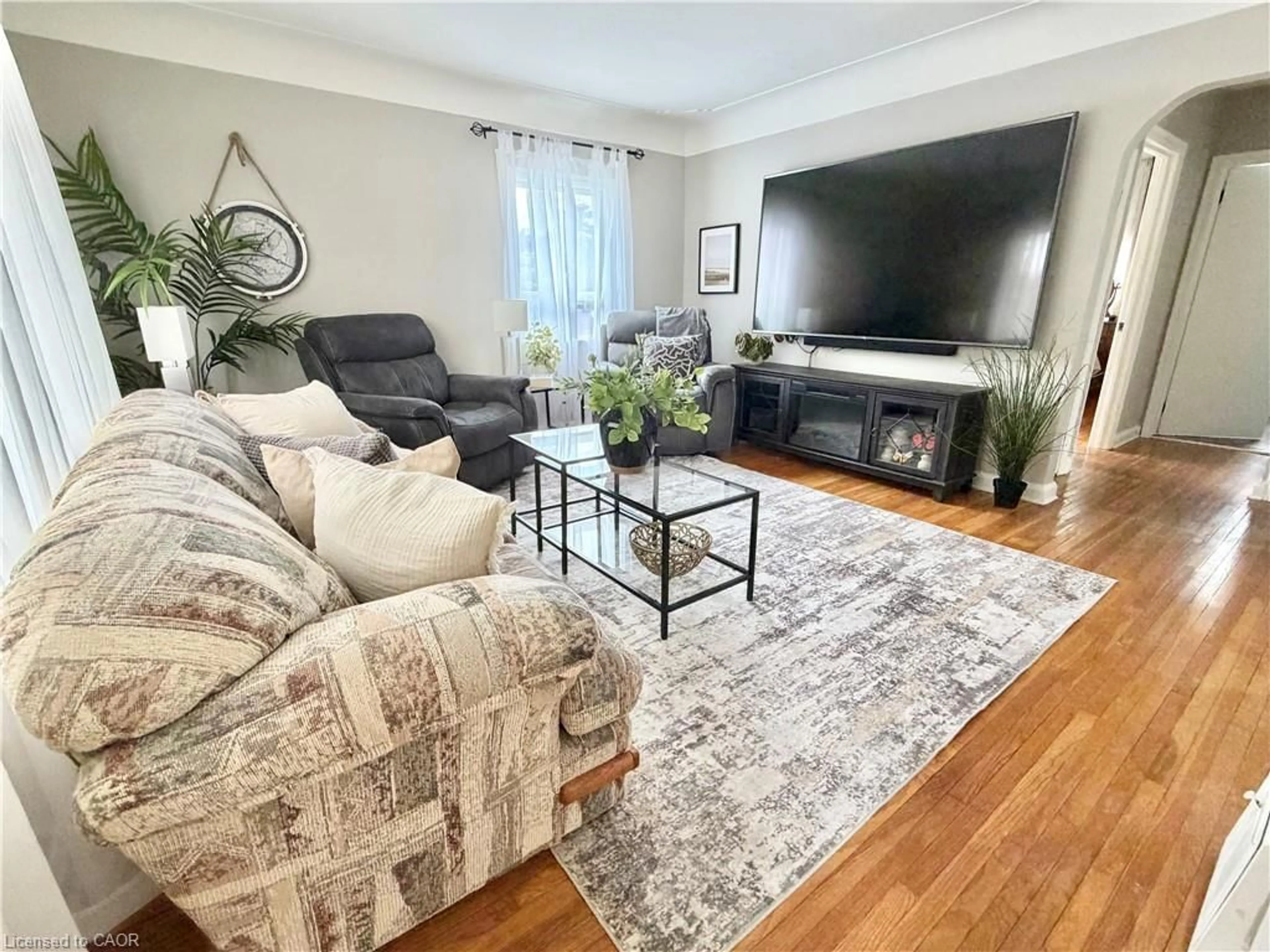 Living room with furniture, unknown for 446 Upper Gage Ave, Hamilton Ontario L8V 4H9