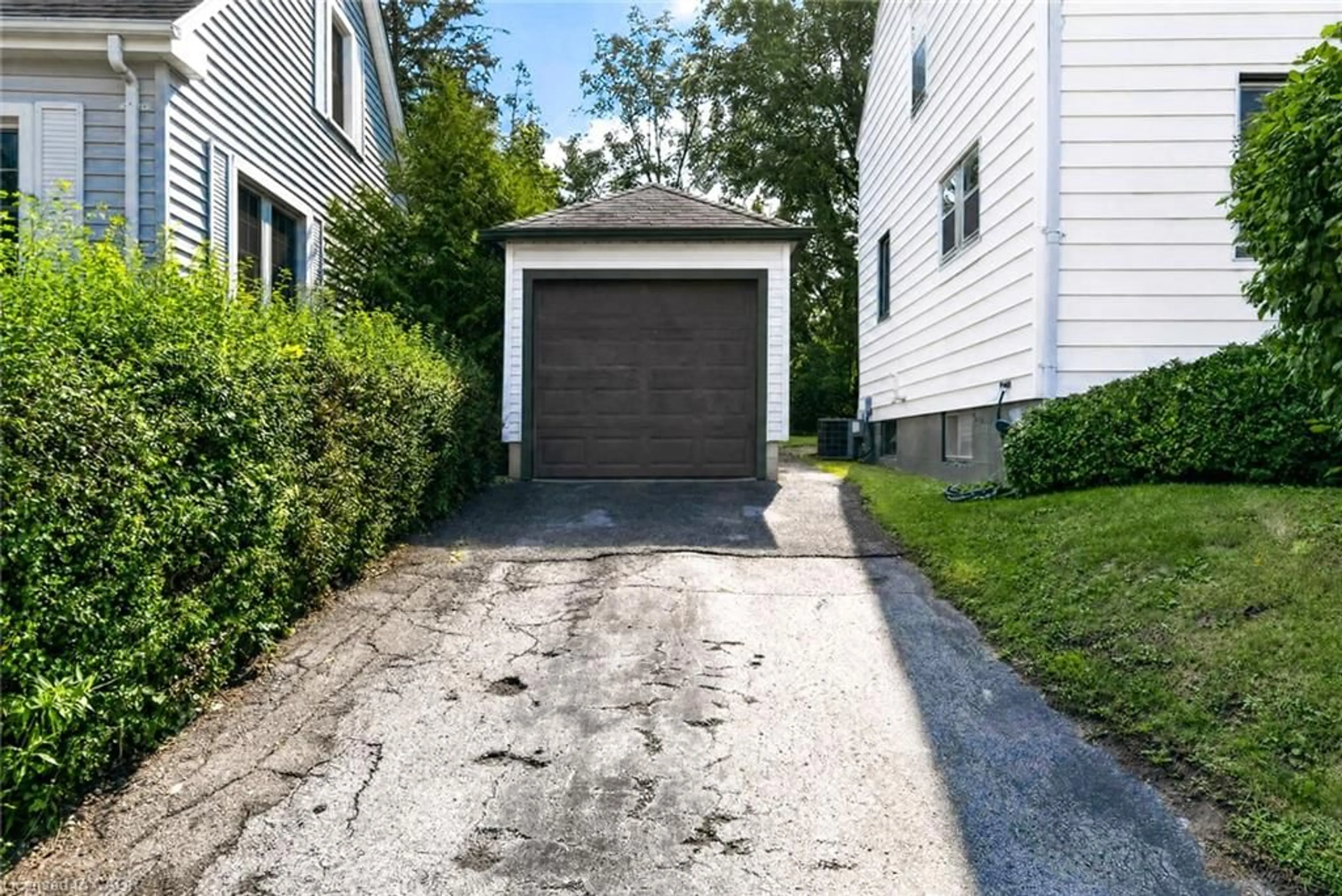 Unknown for 21 Ormond Cres, Simcoe Ontario N3Y 1Y3