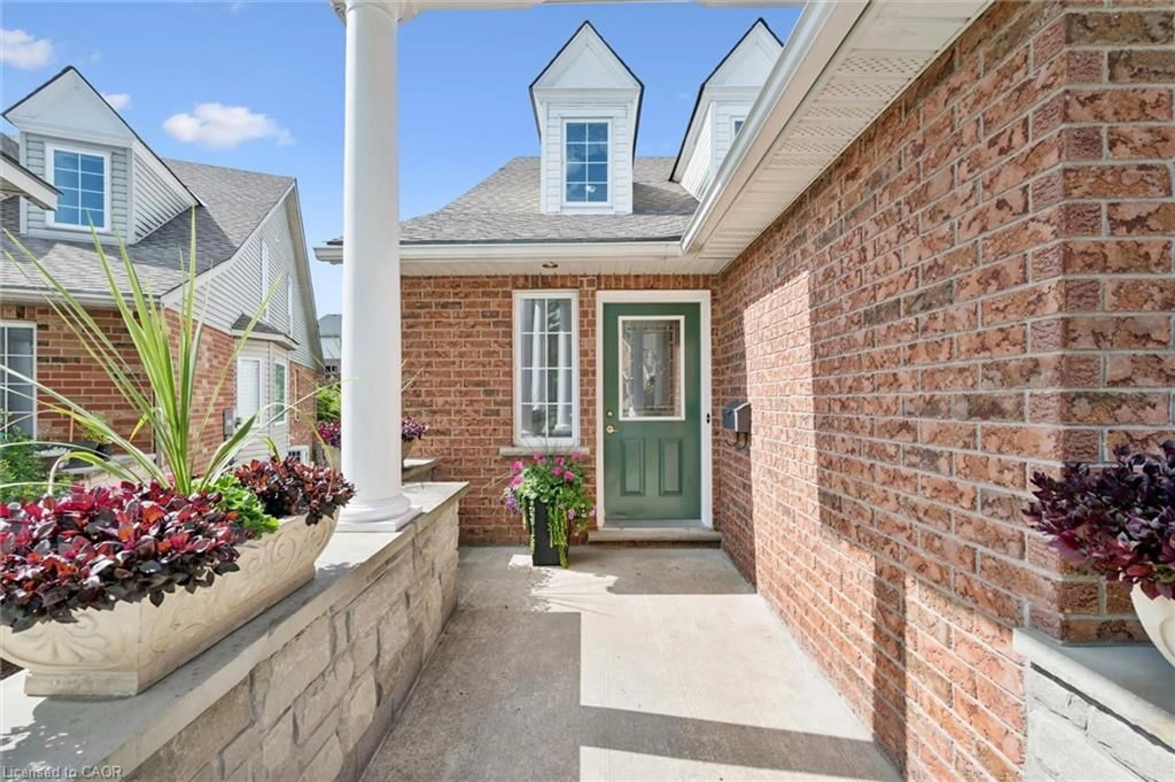 Home with brick exterior material, street for 17 Somerset Glen&, Guelph Ontario N1G 5G1