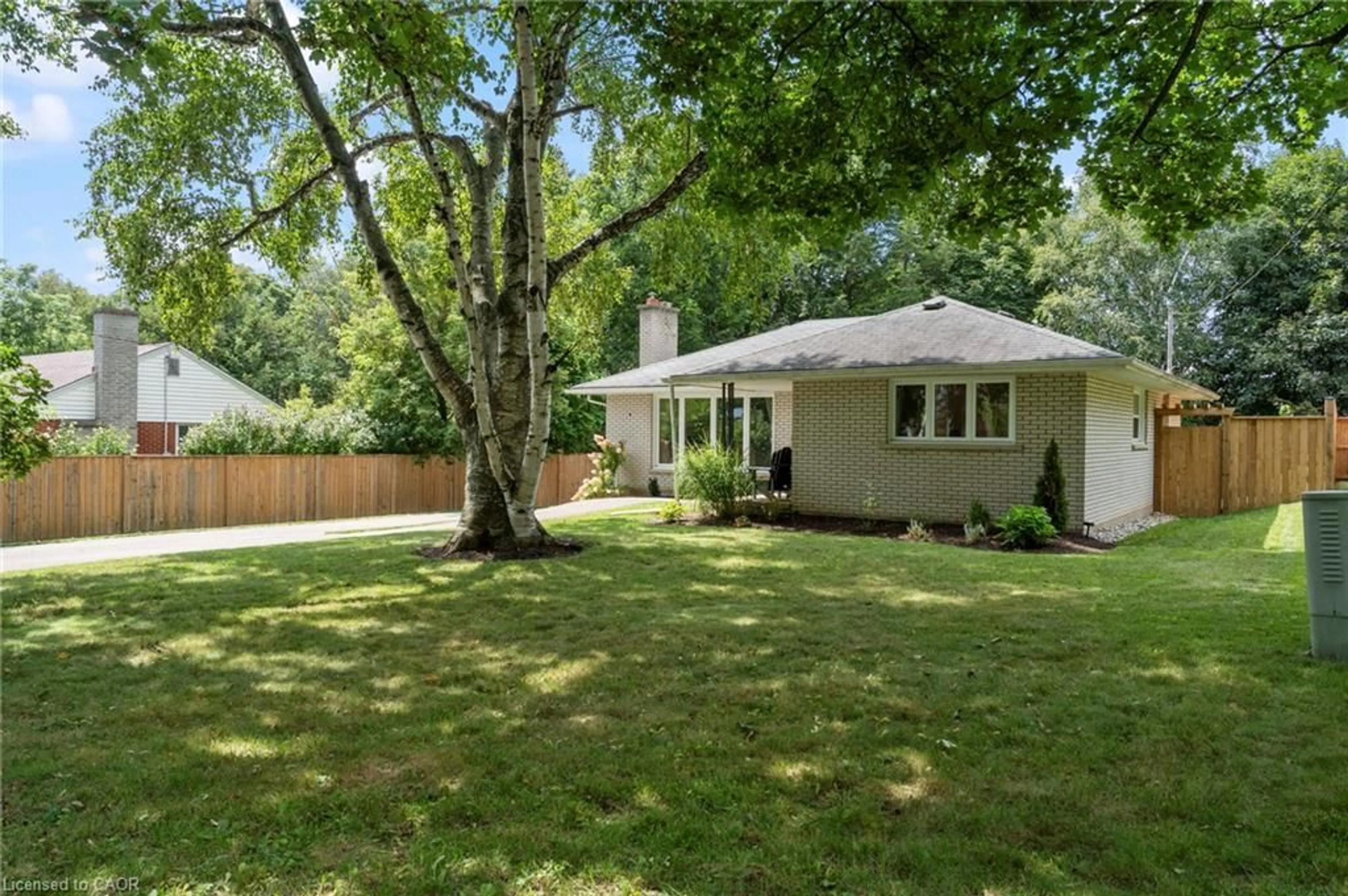 Unknown for 16 Gibson Dr, Simcoe Ontario N3Y 3L2