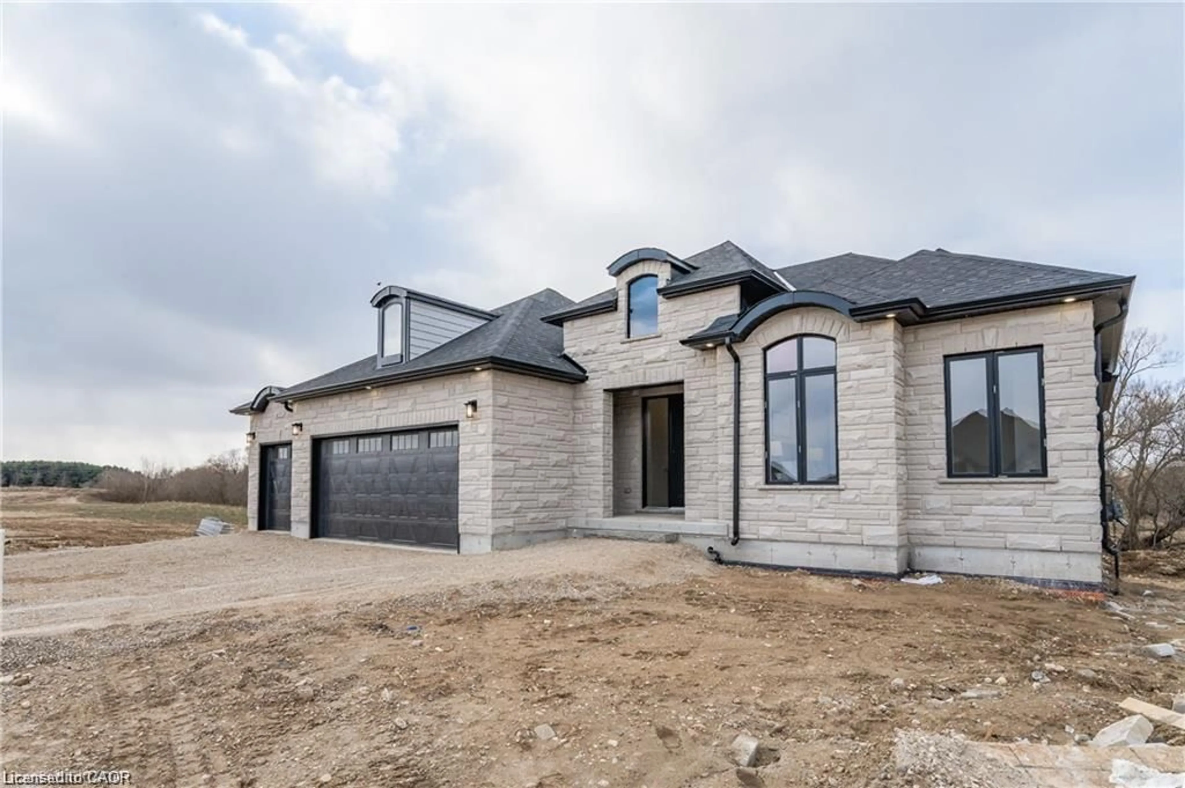Home with brick exterior material, street for 2088 Nithview Crt, Nithburg Ontario N0B 2T0