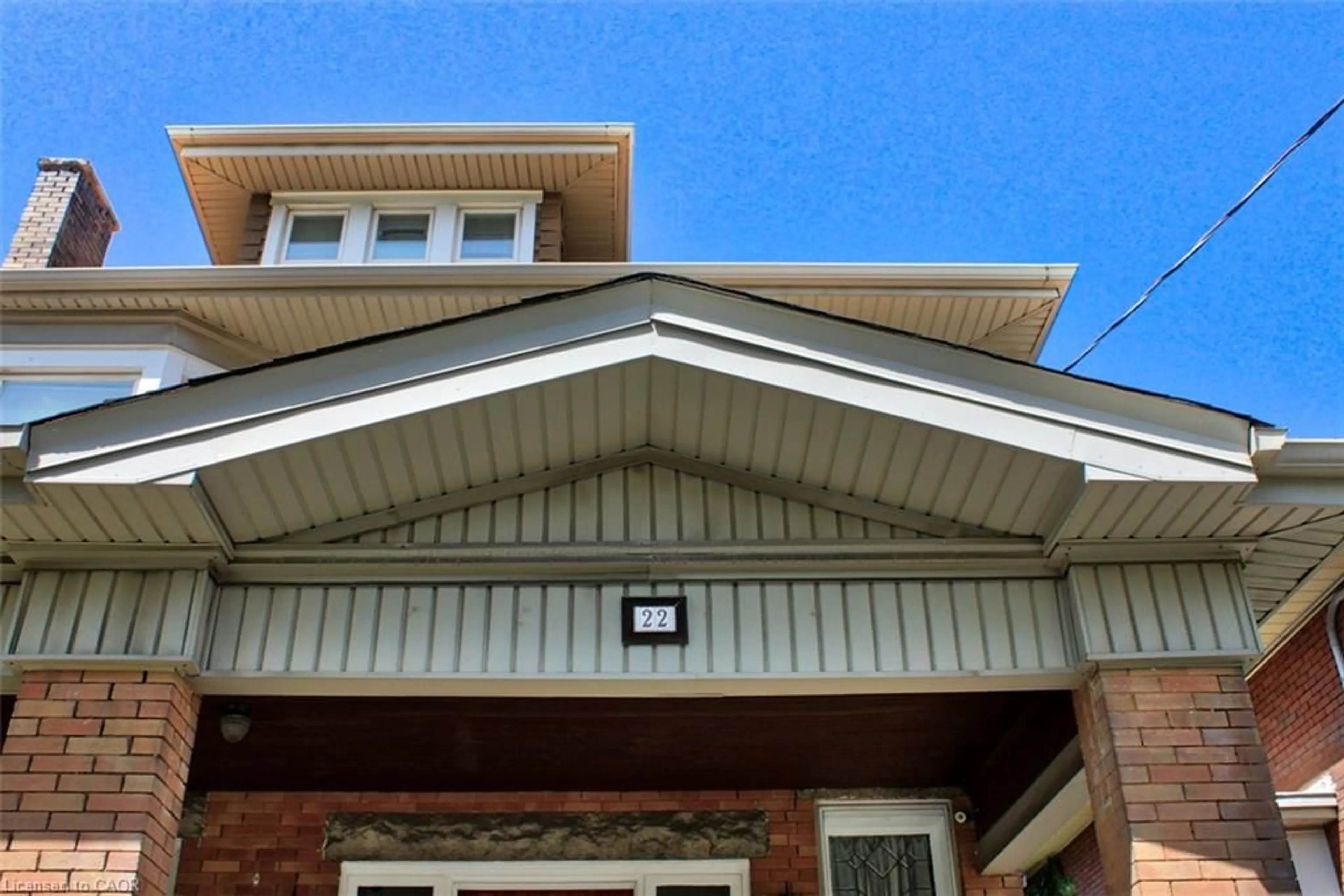 Home with brick exterior material, building for 22 Blake St, Hamilton Ontario L8M 2S5