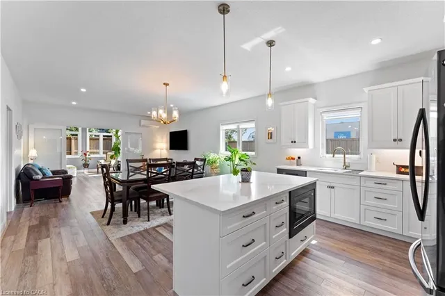 375 Mitchell Rd #61, Listowel 5