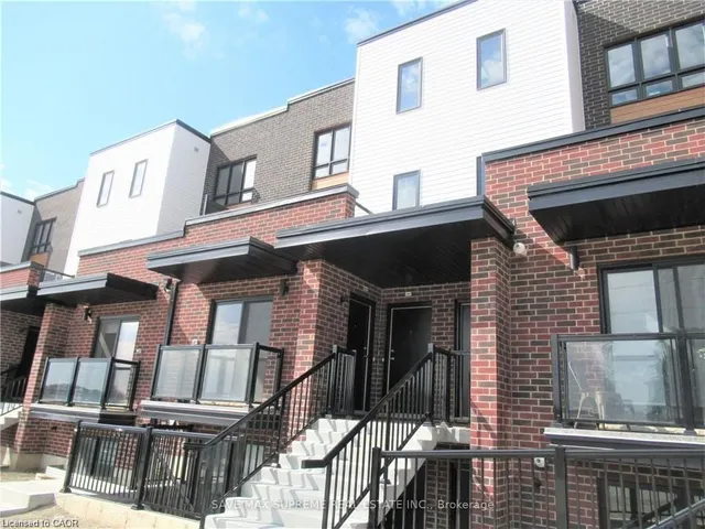 243 Chapel Hill Dr, Kitchener 2