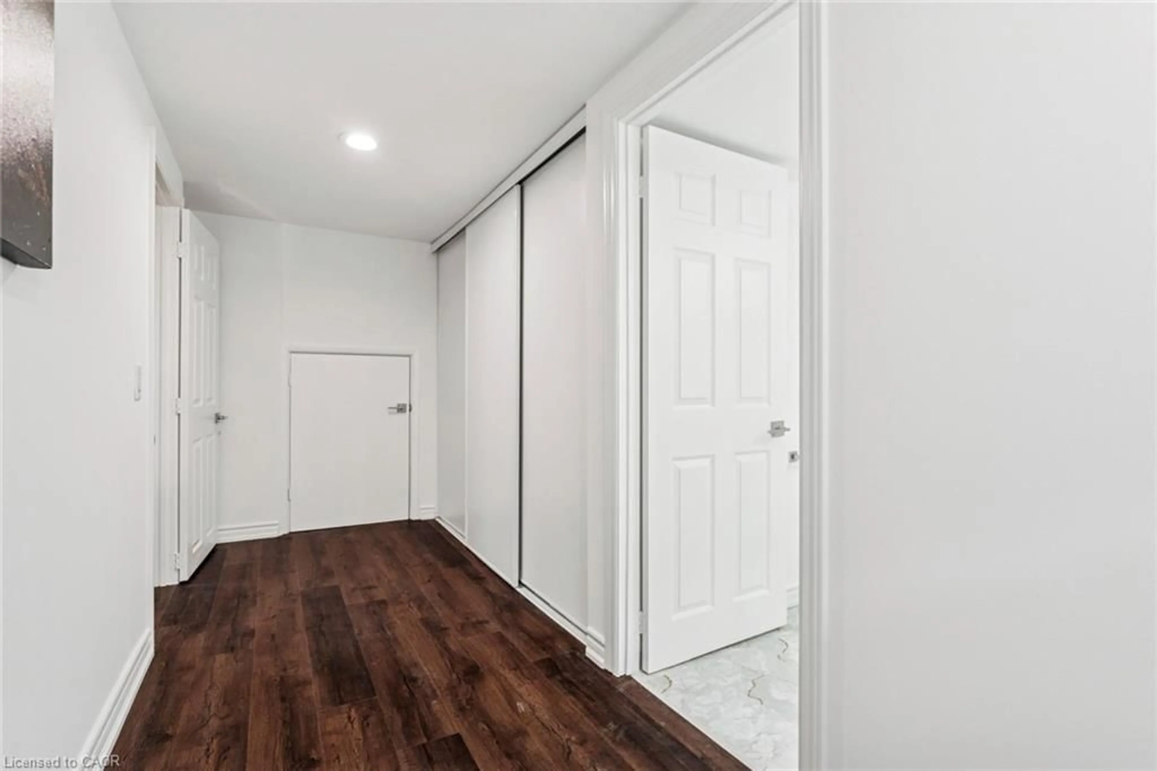 Unknown for 7 Rollins Pl, Etobicoke Ontario M9B 3Y4