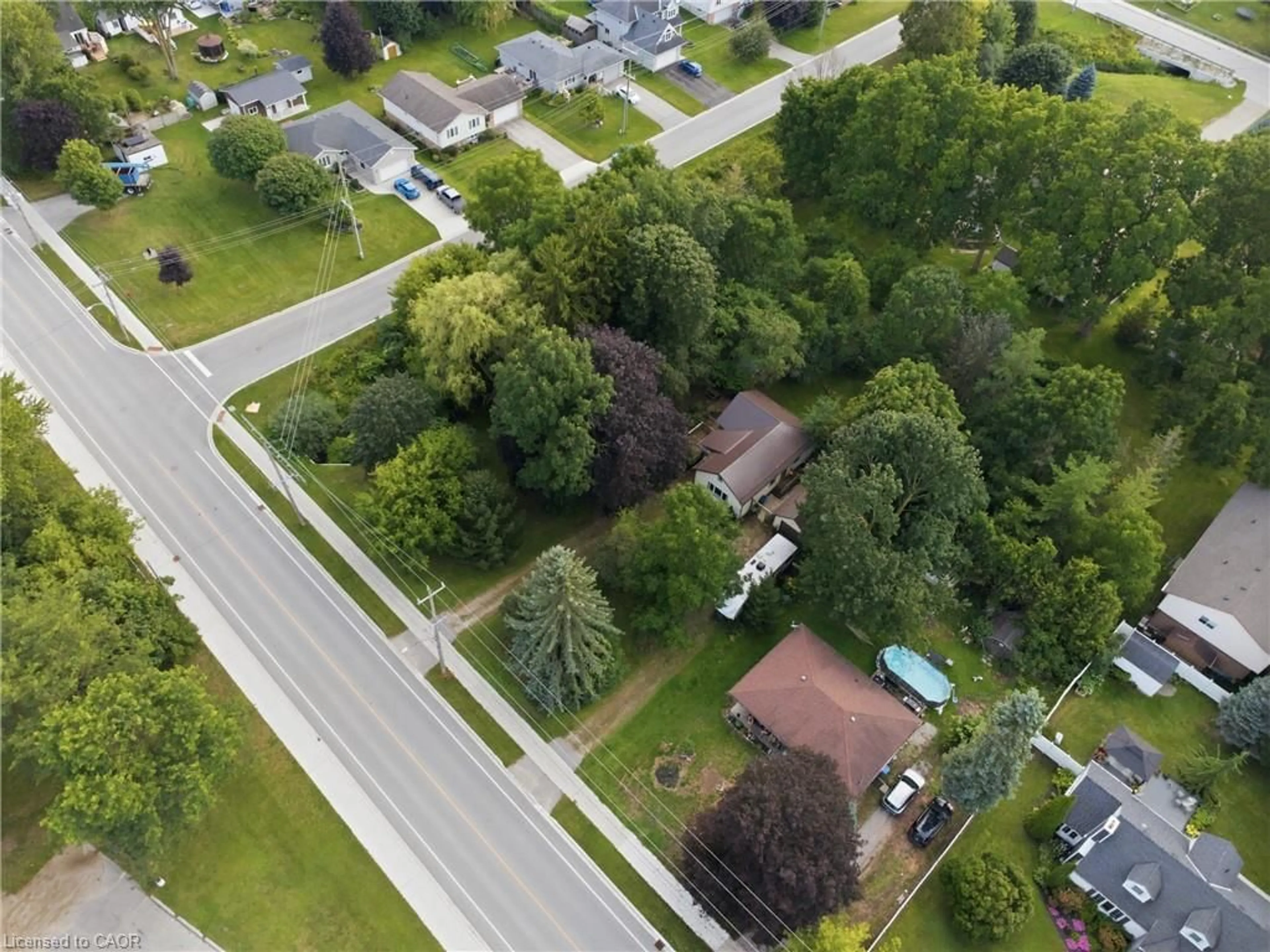 A pic from outside/outdoor area/front of a property/back of a property/a pic from drone, street for 481 Whites Rd, Palmerston Ontario N0G 2P0
