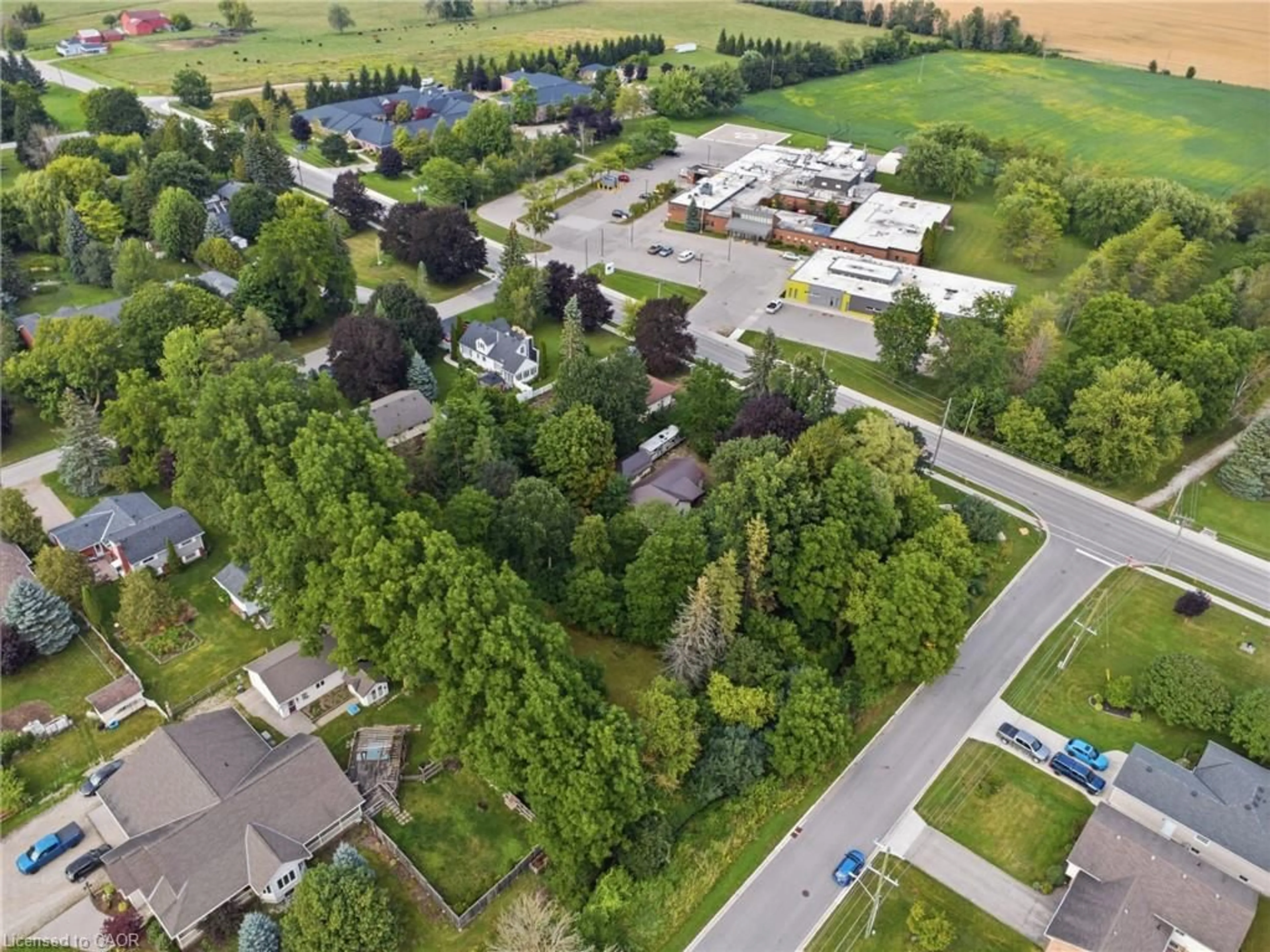 A pic from outside/outdoor area/front of a property/back of a property/a pic from drone, street for 481 Whites Rd, Palmerston Ontario N0G 2P0