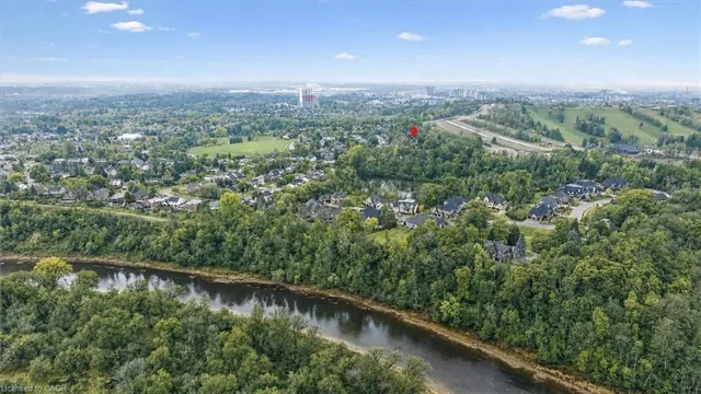 45 Quinte Cres, Kitchener 5