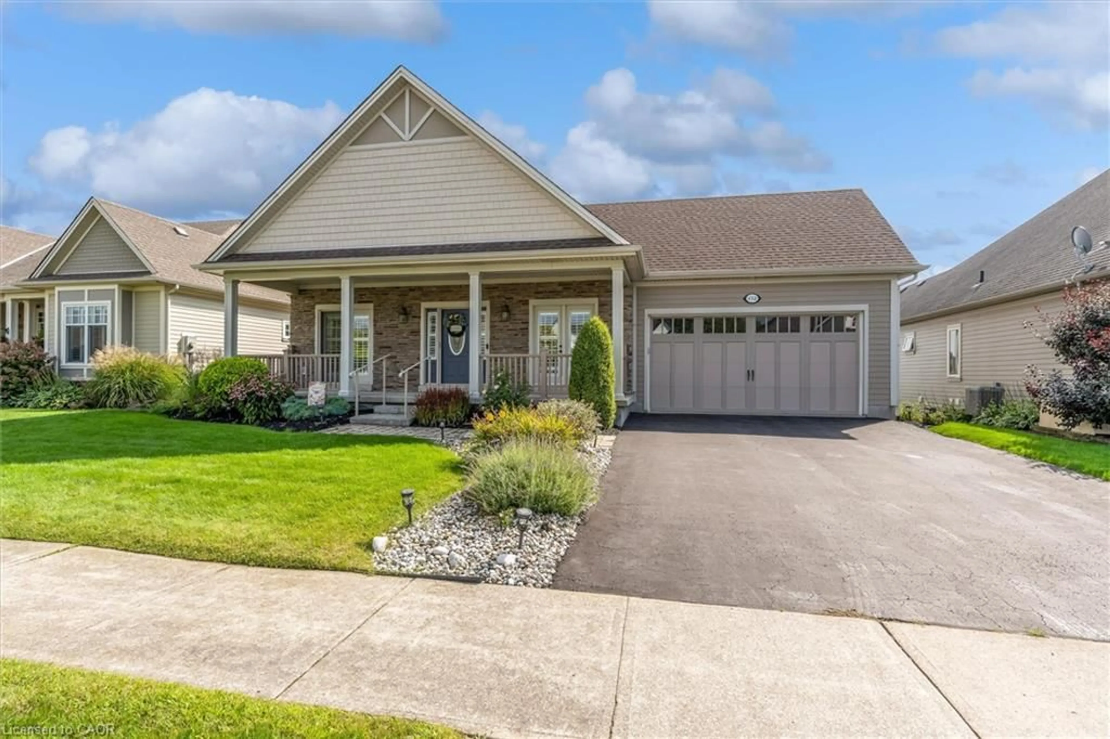 Home with vinyl exterior material, street for 152 Sunrise Crt, Ridgeway Ontario L0S 1N0