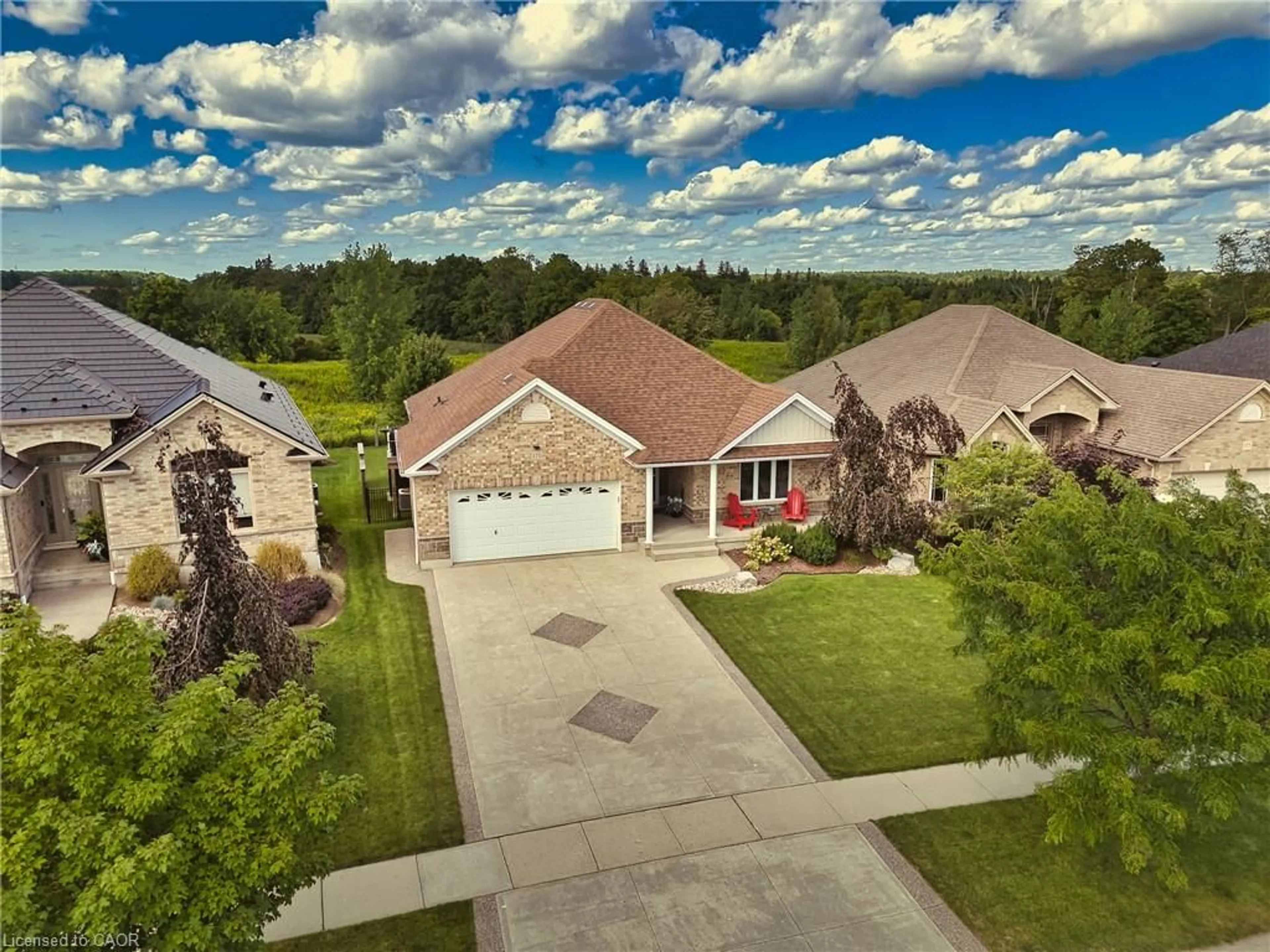 A pic from outside/outdoor area/front of a property/back of a property/a pic from drone, street for 171 Hostetler Rd, New Hamburg Ontario N3A 0B2