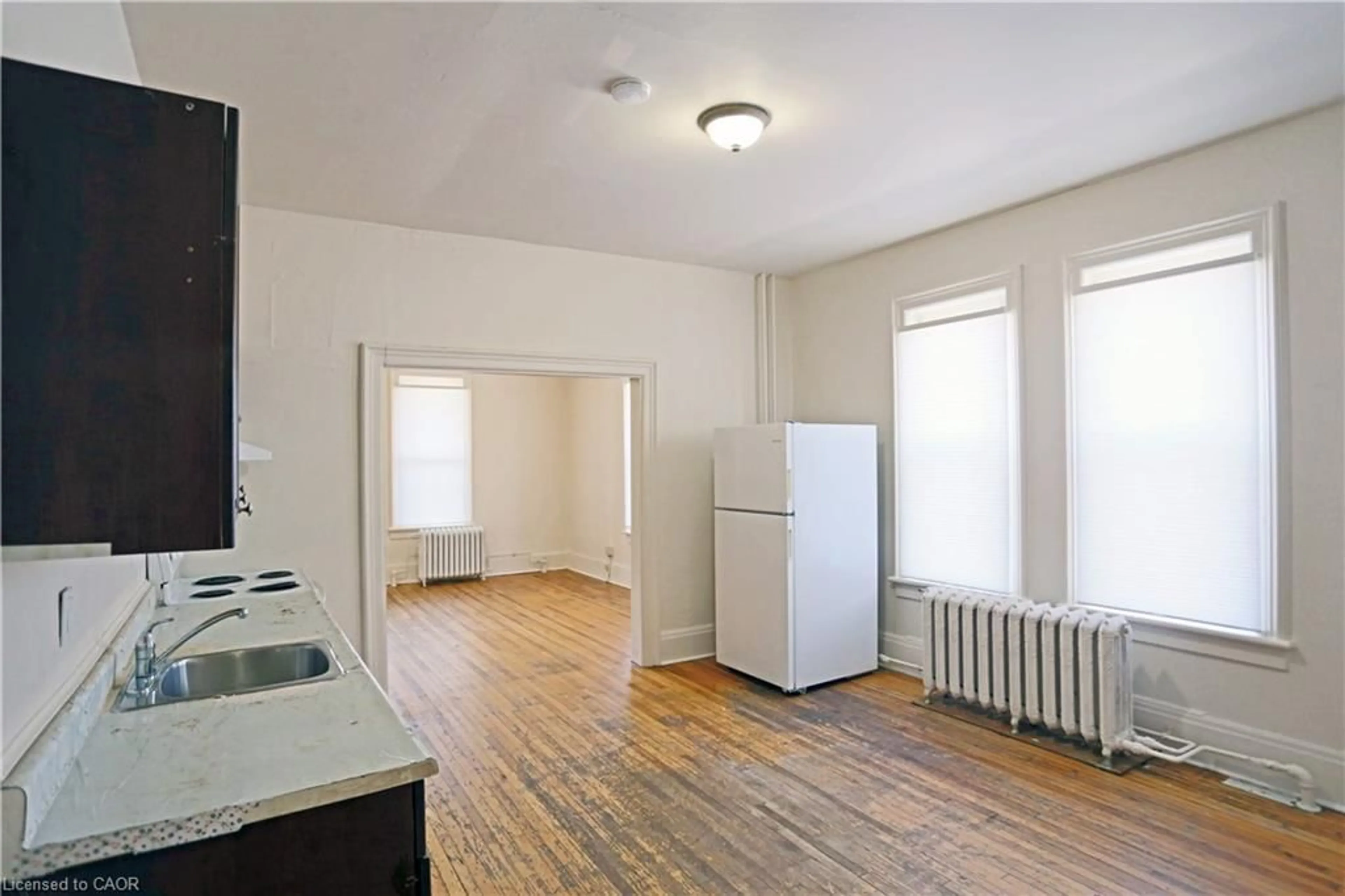A pic of a room for 116 Weber St, Kitchener Ontario N2H 1C9