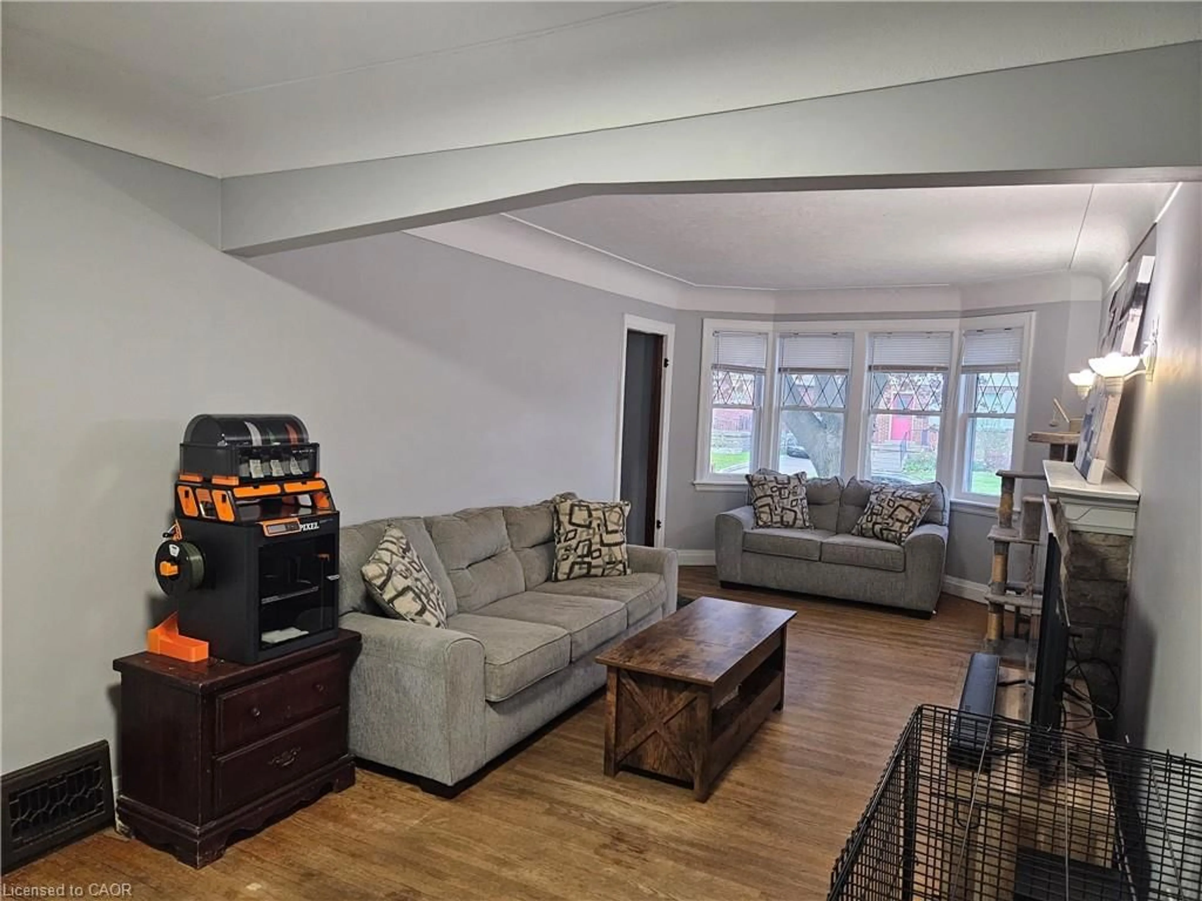 Living room with furniture, unknown for 75 Barons Ave, Hamilton Ontario L8K 2Y4