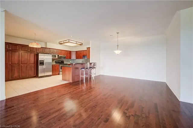 255 Keats Way #1403, Waterloo 5