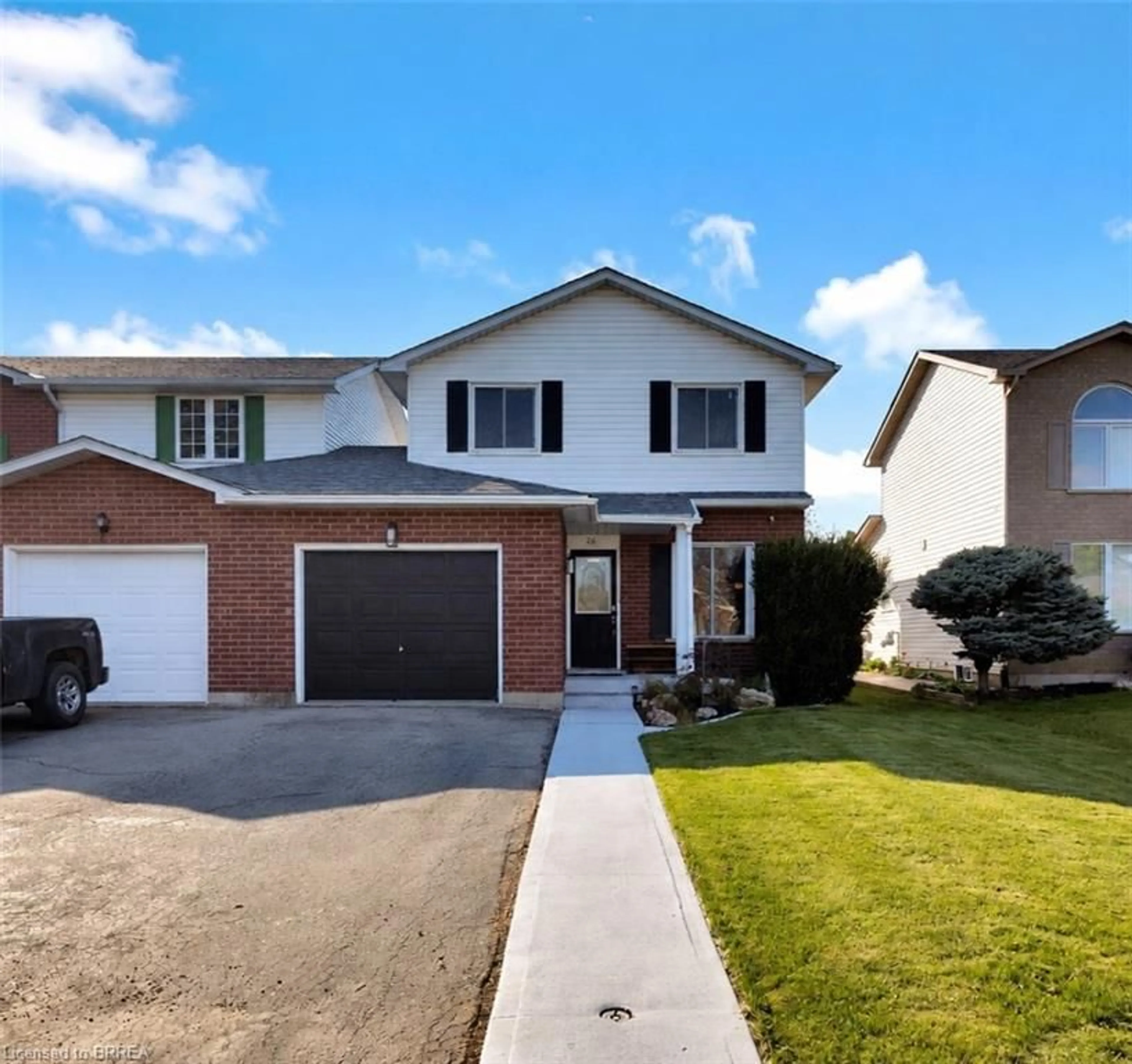 Home with vinyl exterior material, street for 26 Scottacres Blvd, Caledonia Ontario N3W 2K2