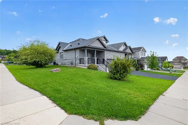 11 Hackberry Lane, Simcoe 3