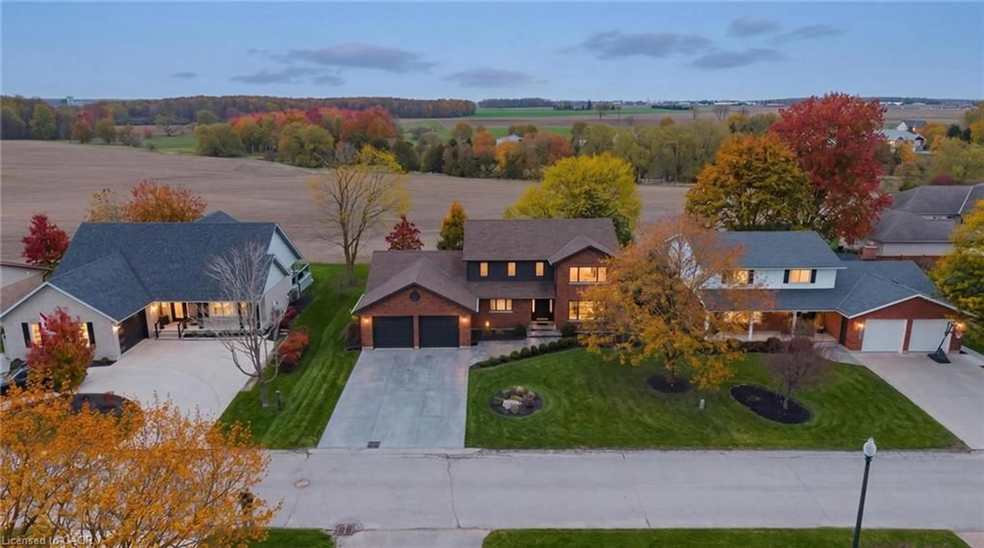A pic from outside/outdoor area/front of a property/back of a property/a pic from drone, street for 890 Perkin Cres, Listowel Ontario N4W 3R8