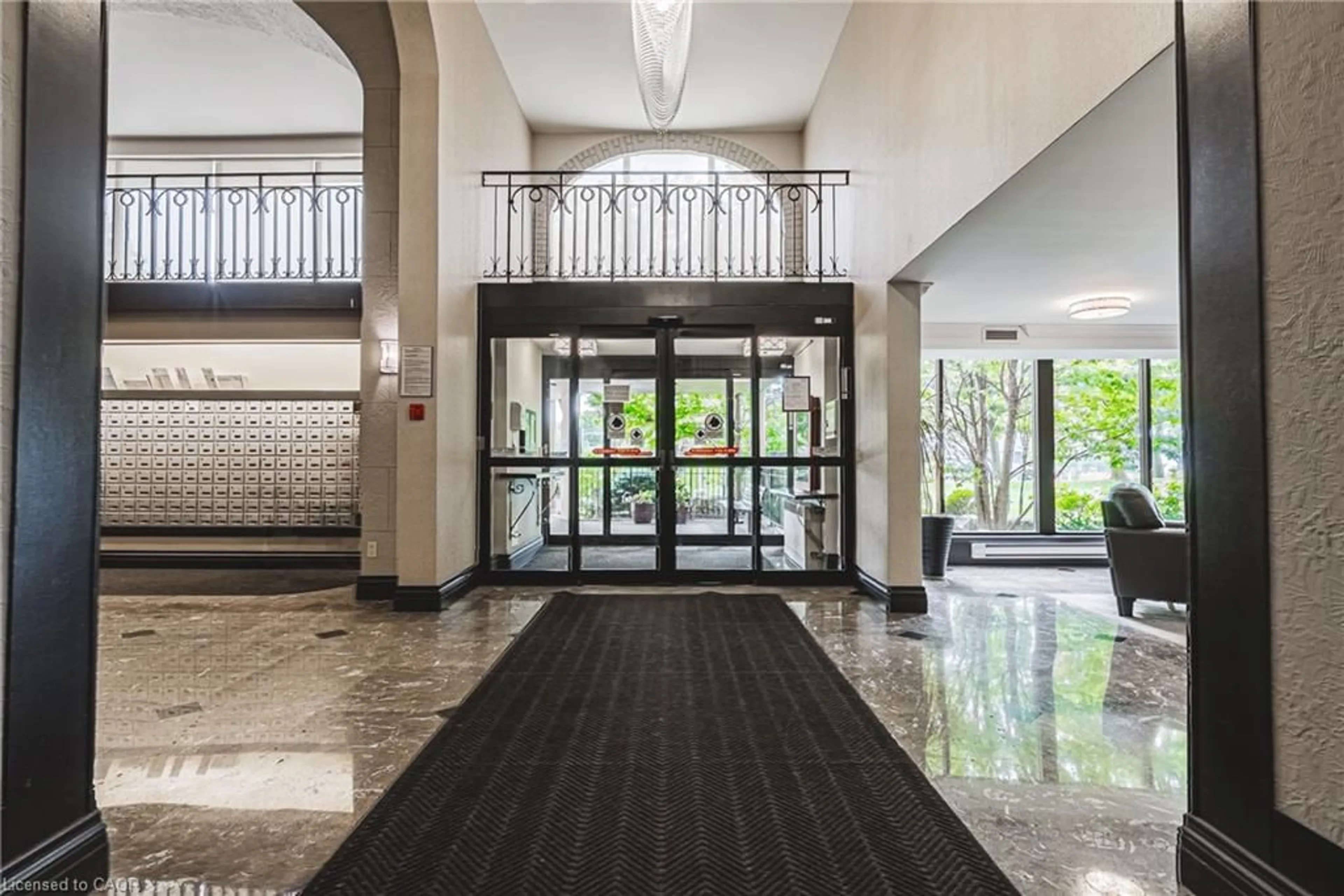 Lobby for 500 Green Rd #509, Stoney Creek Ontario L8E 3M6