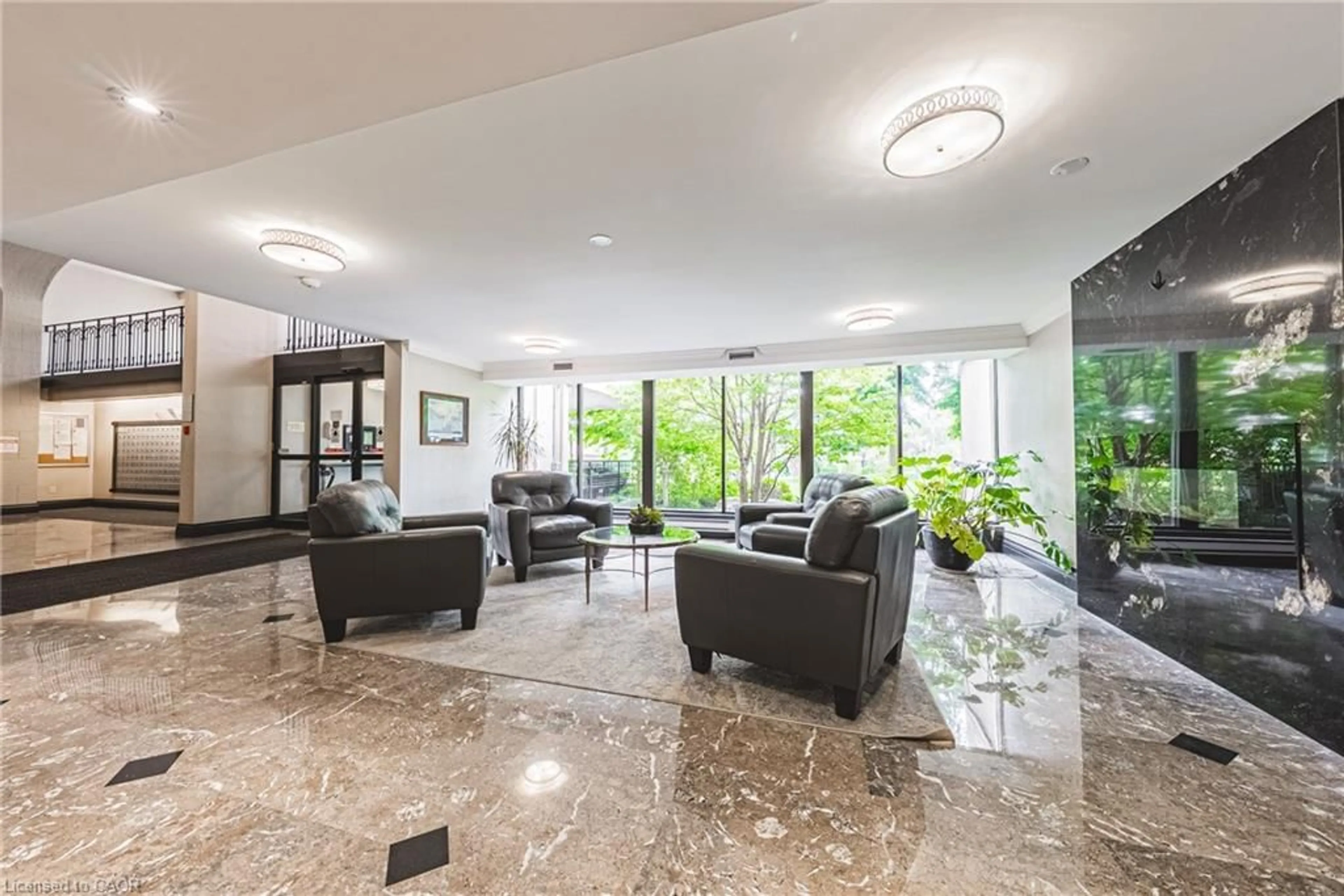 Lobby for 500 Green Rd #509, Stoney Creek Ontario L8E 3M6