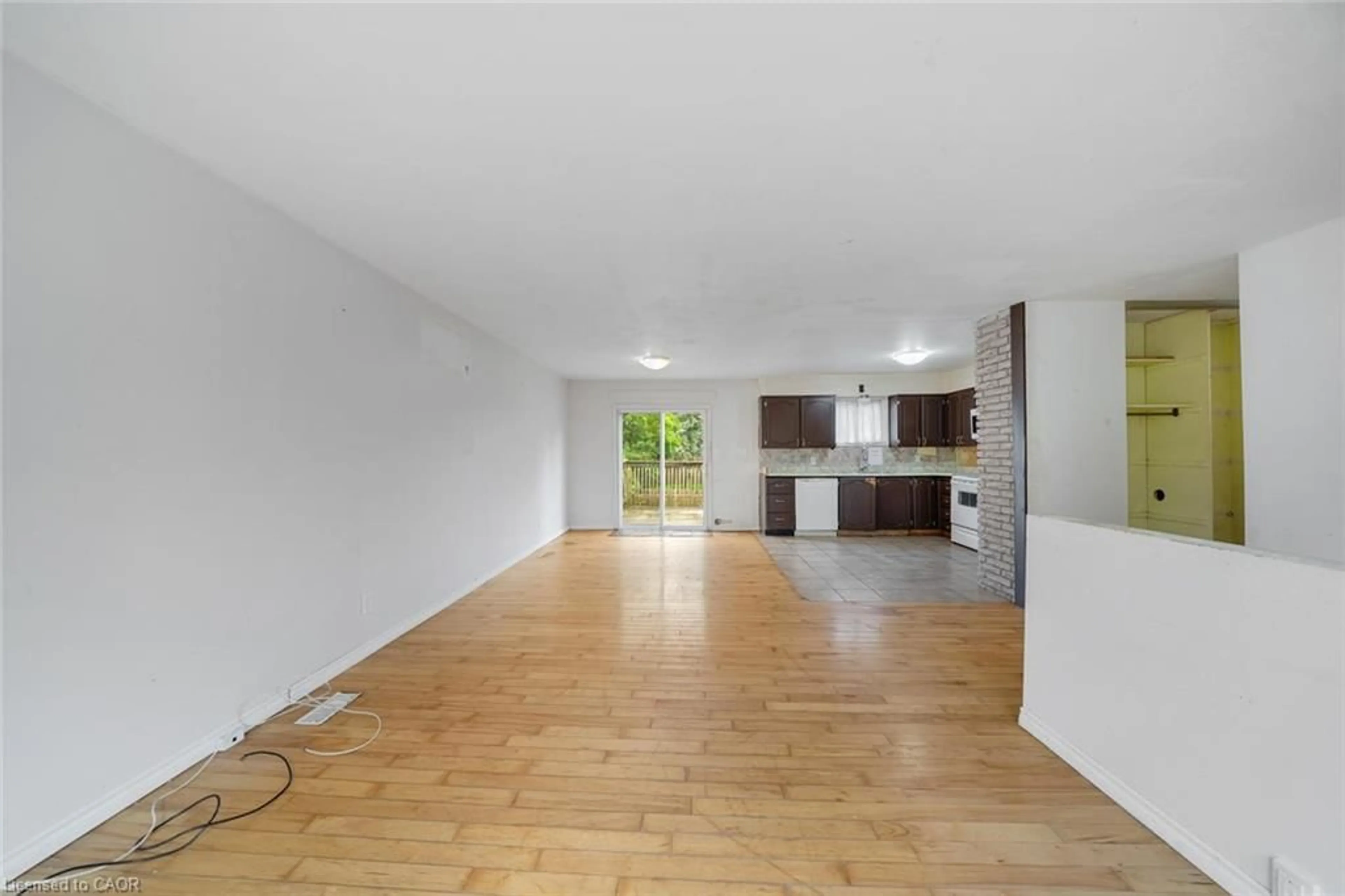 A pic of a room for 5 Elizabeth St, Cookstown Ontario L0L 1L0