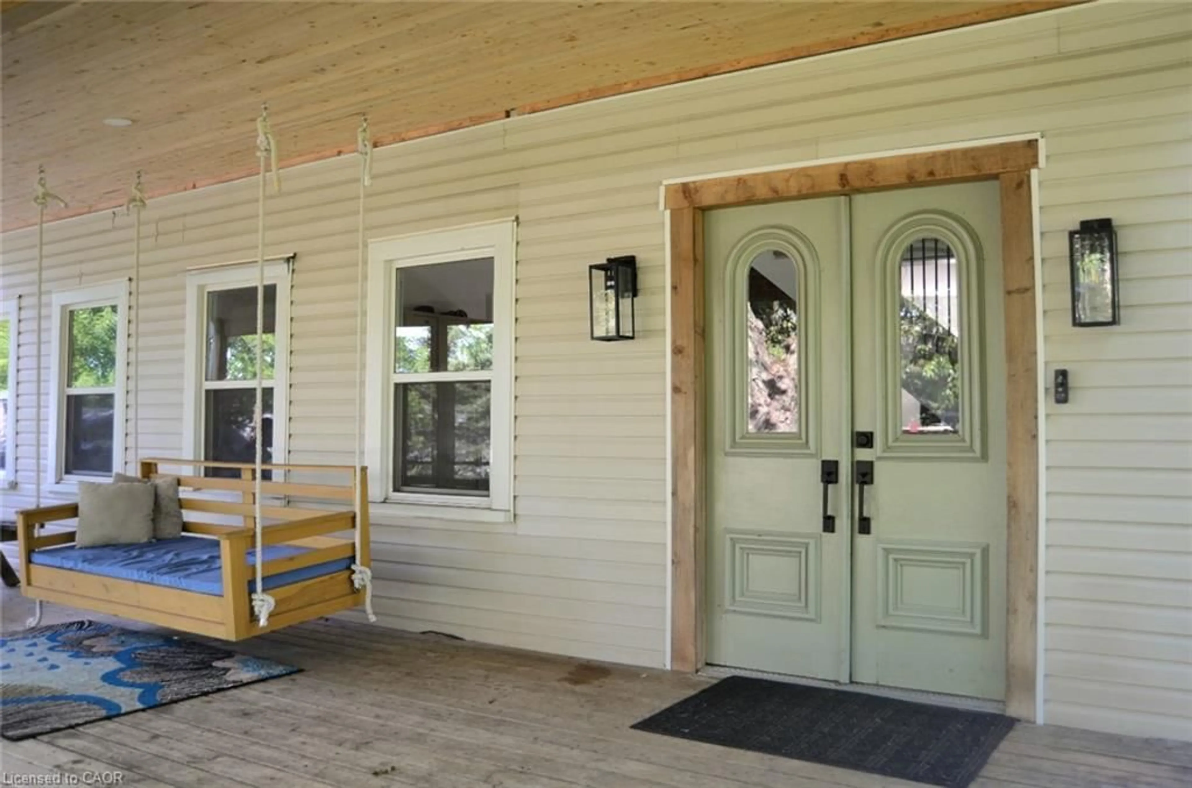 Indoor entryway for 874 Concession 14 Townsend, Simcoe Ontario N3Y 4K3