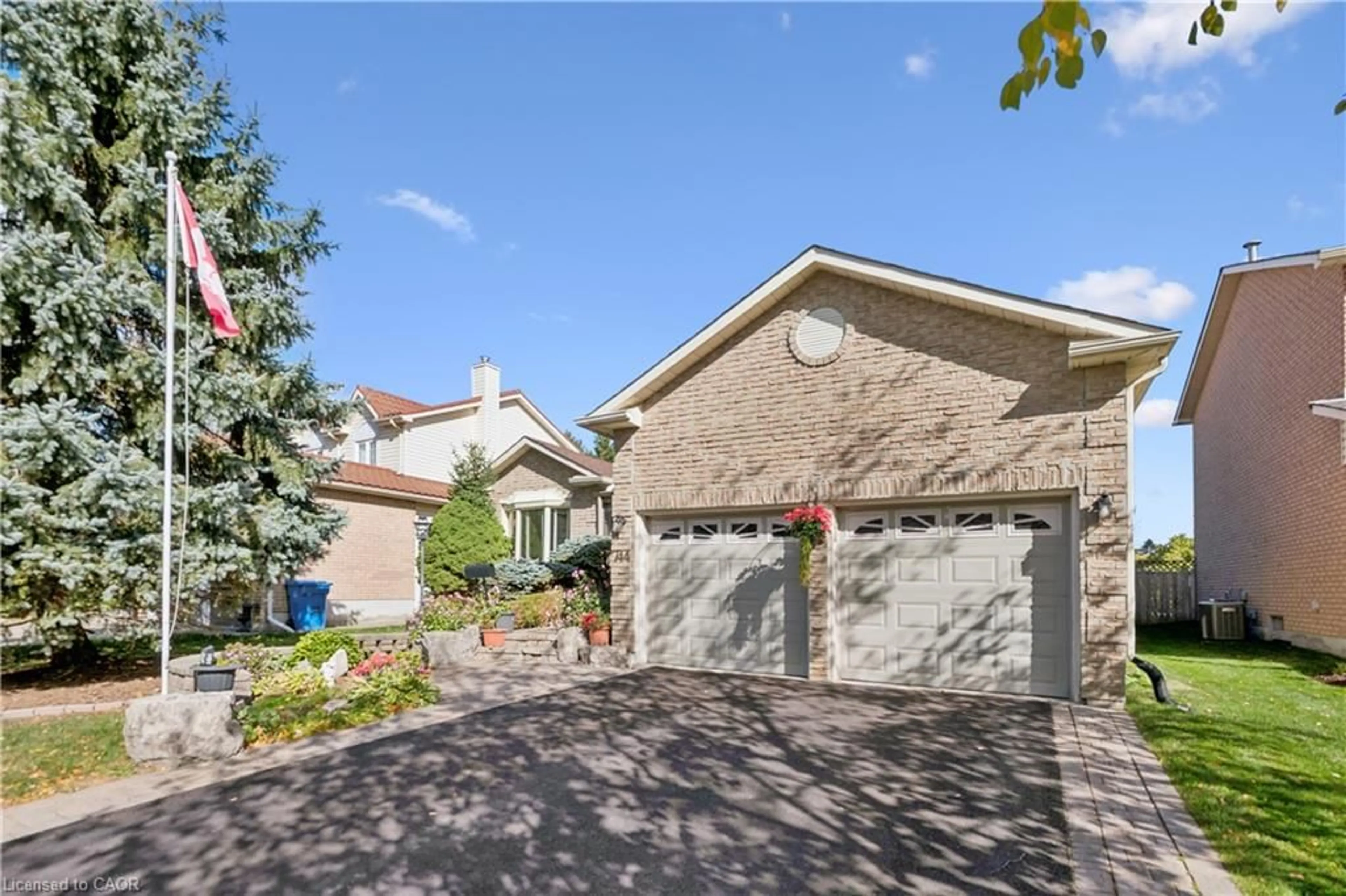 Unknown for 744 Woodhill Dr, Fergus Ontario N1M 3N2