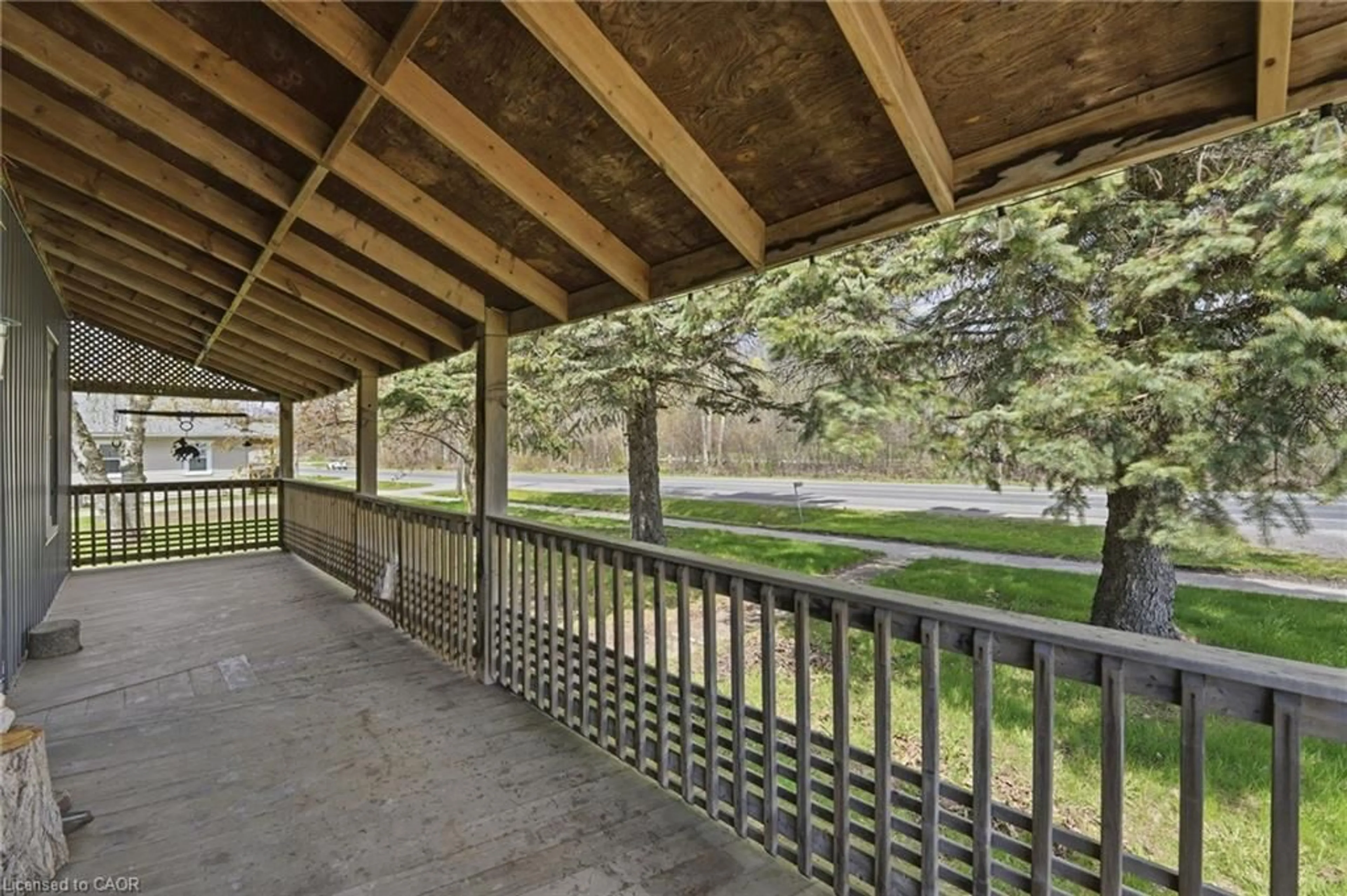 Patio, unknown for 10755 County Rd 2, Grafton Ontario K0K 2G0