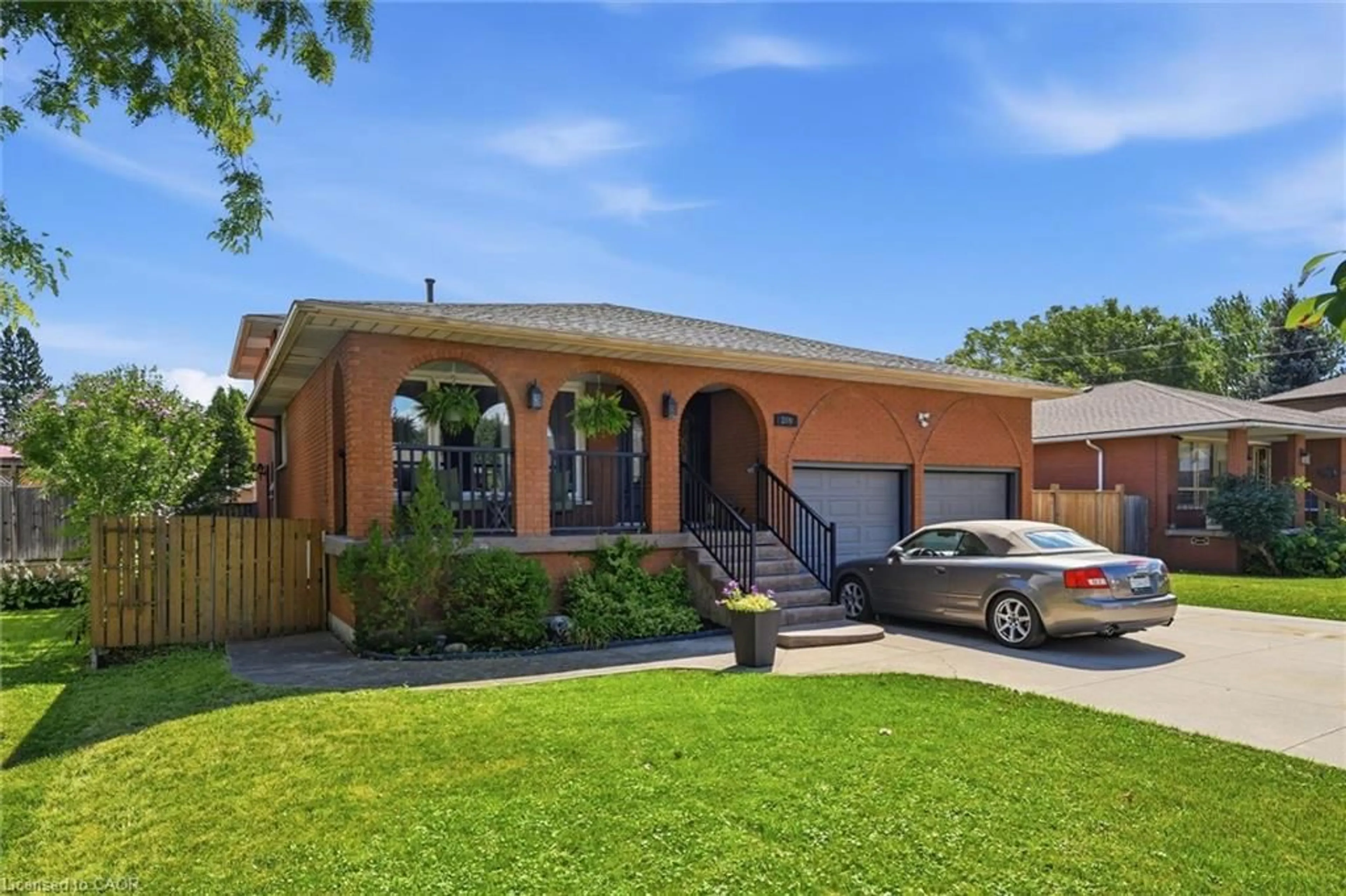 Home with brick exterior material, street for 309 Hawkridge Ave, Hamilton Ontario L9C 3L1