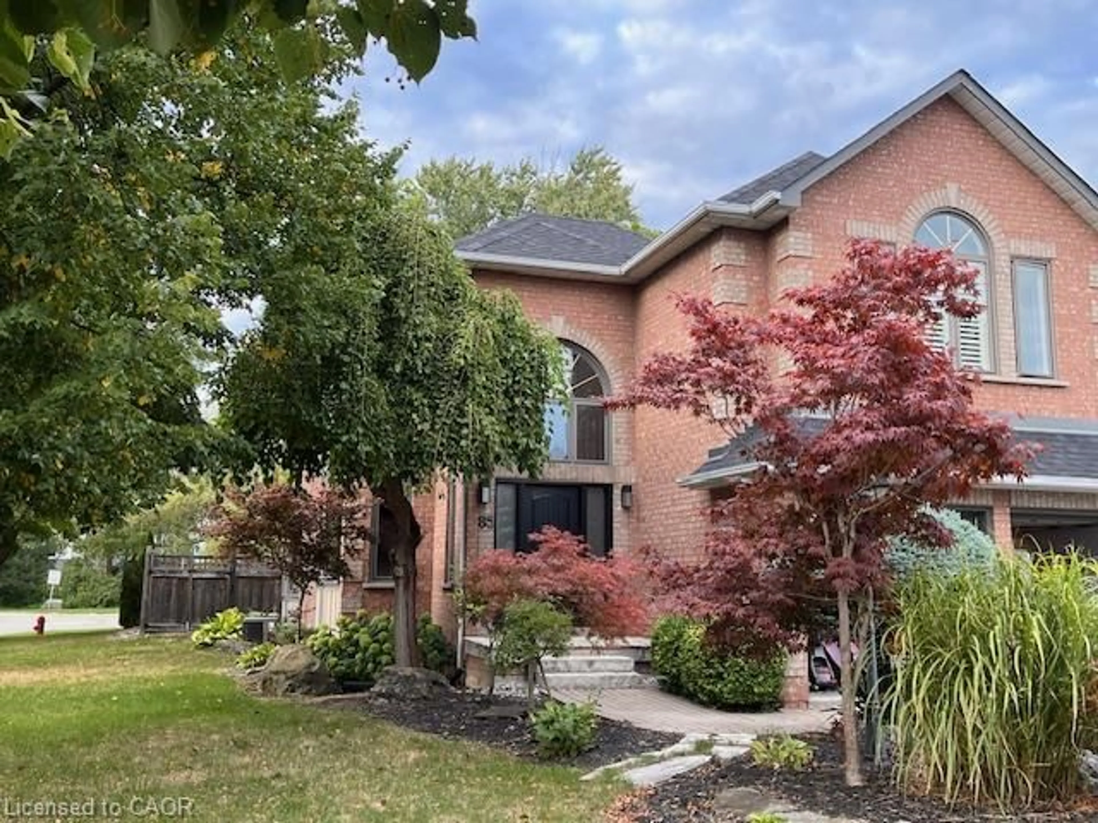 Home with brick exterior material, street for 85 Waterford Cres, Stoney Creek Ontario L8E 4Z7