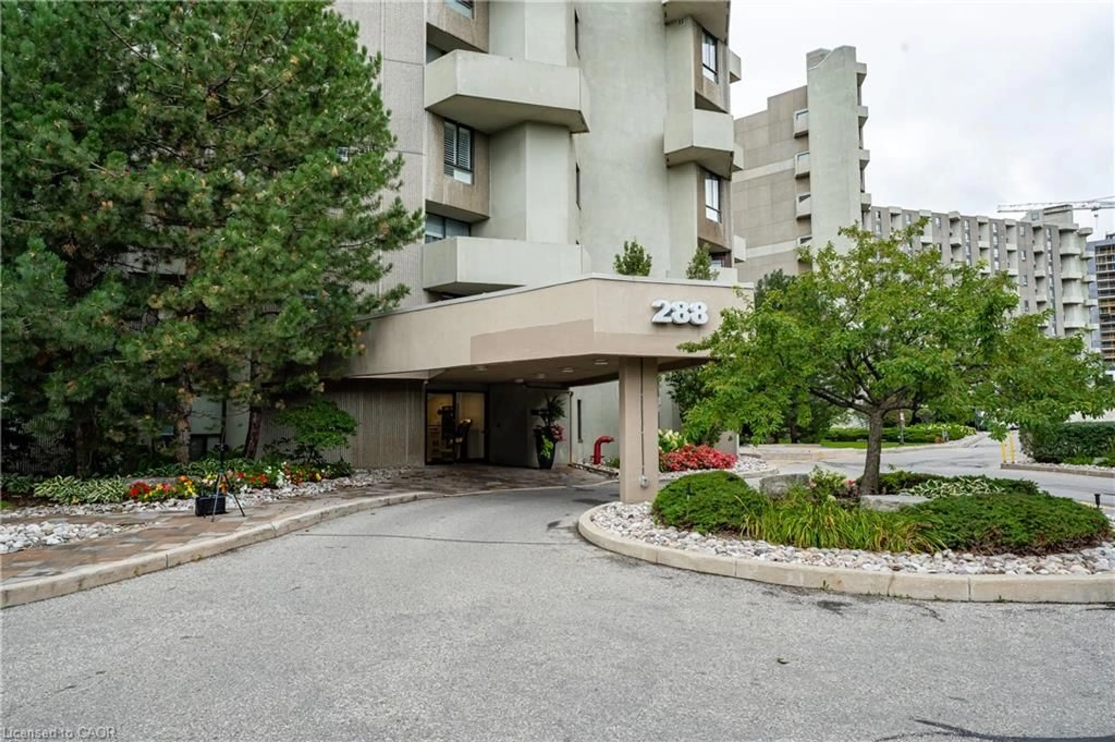 Patio, unknown for 288 Mill Rd #A32, Etobicoke Ontario M9C 4X7