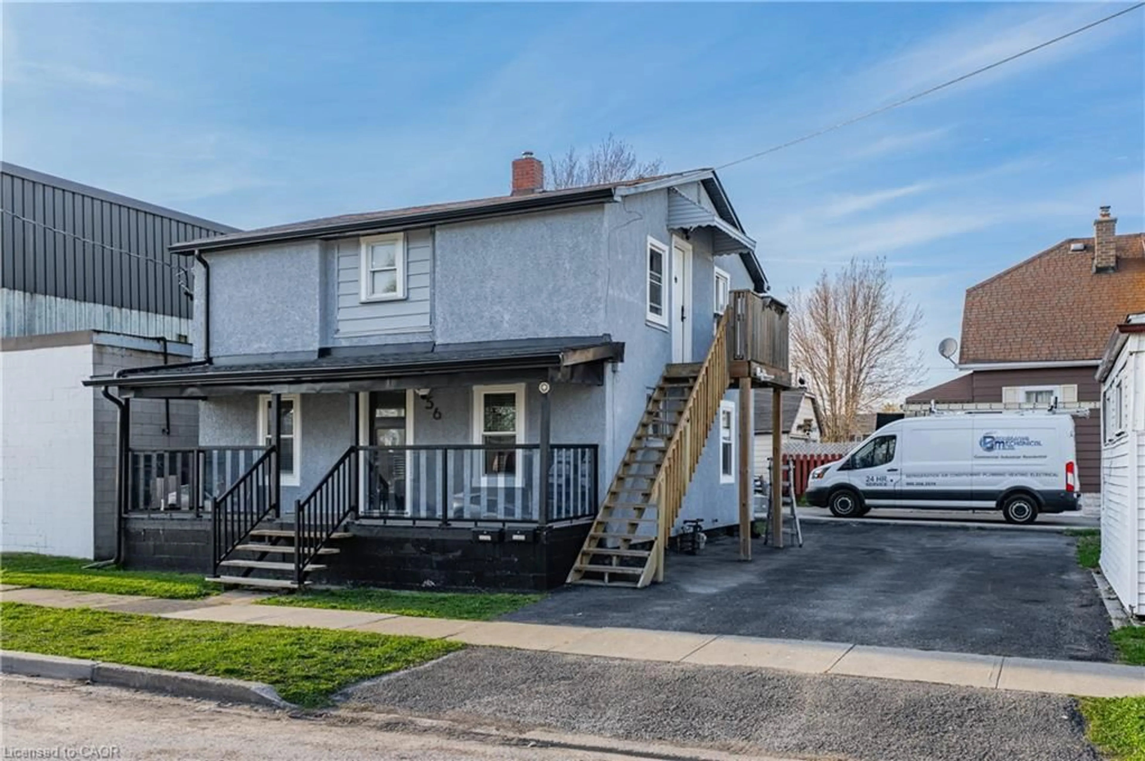 A pic from outside/outdoor area/front of a property/back of a property/a pic from drone, street for 56 Decew St, Port Colborne Ontario L3K 1C1