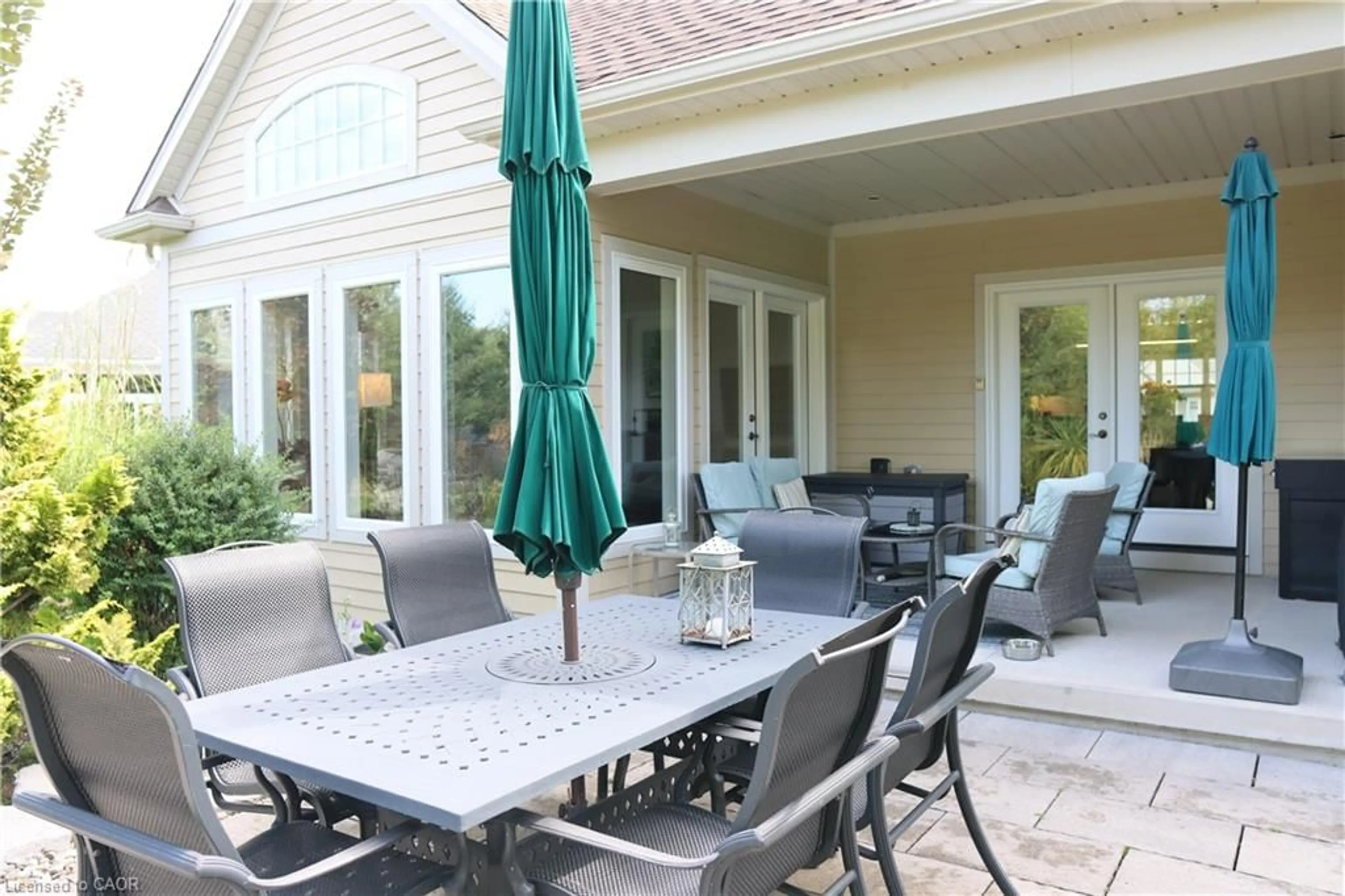 Patio, street for 3507 Trillium Cres, Fort Erie Ontario L0S 1N0