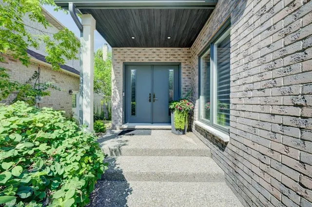 324 Edenwood Pl, Waterloo 3