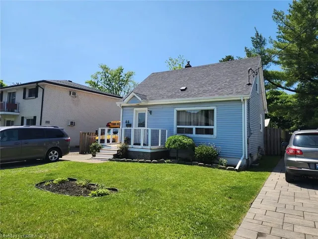 86 North Park St, Brantford 2
