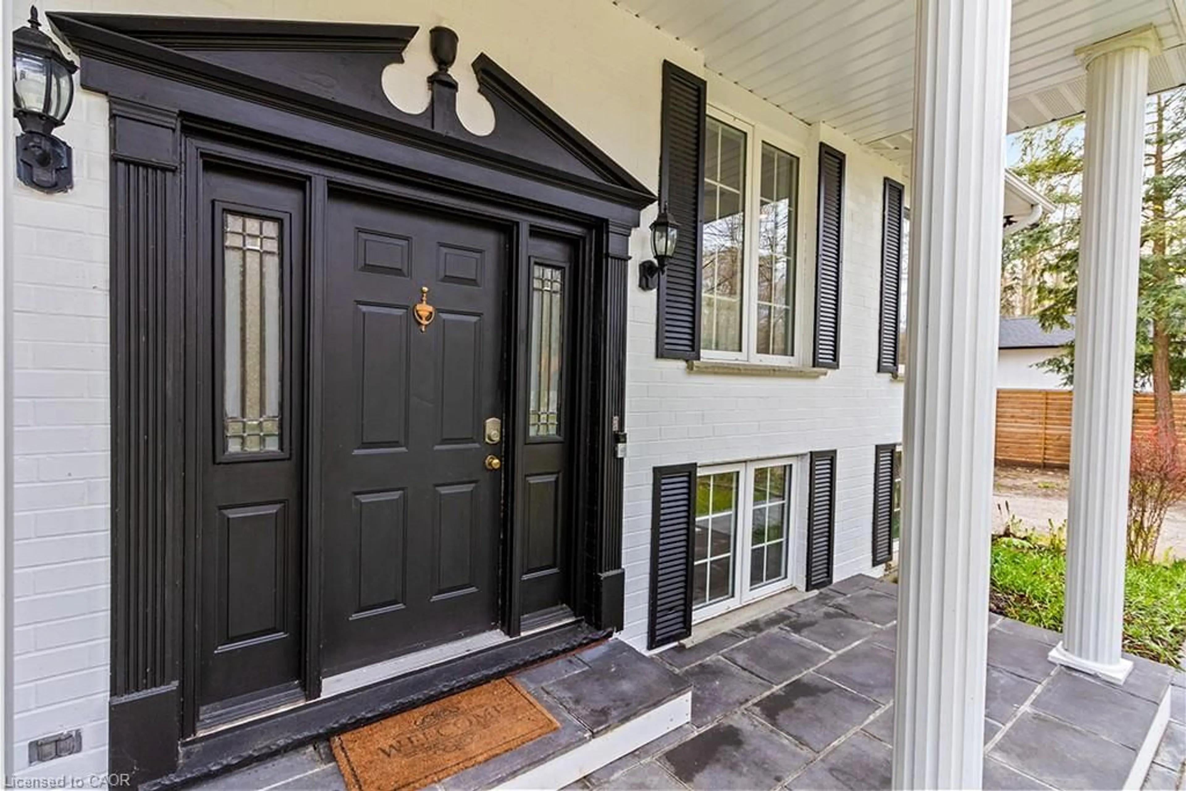 Indoor entryway for 46 Blairs Trail, Huron-Kinloss Ontario N2Z 0B3