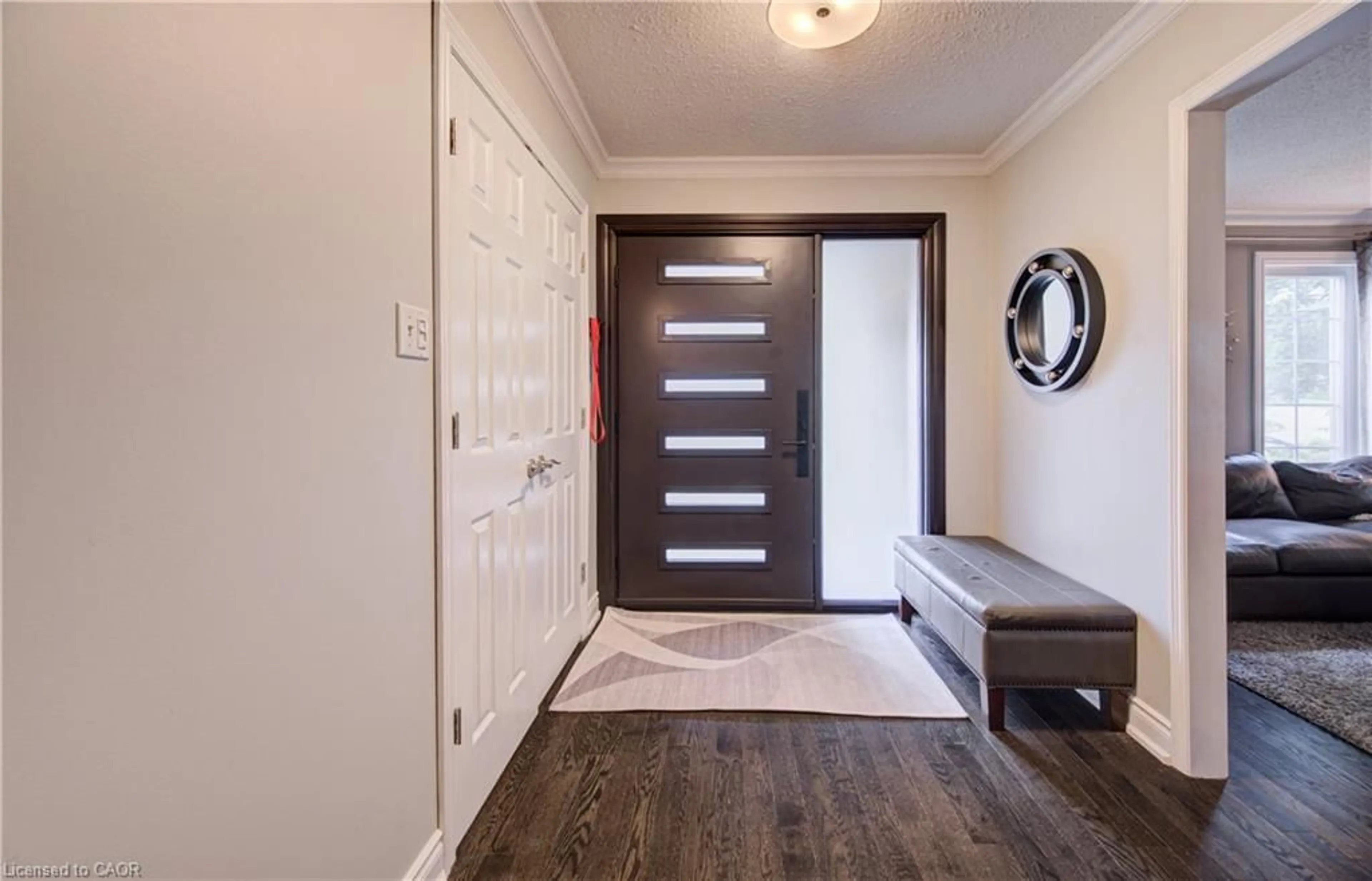 Indoor entryway for 7 Stock Crt, Cambridge Ontario N3C 3R4