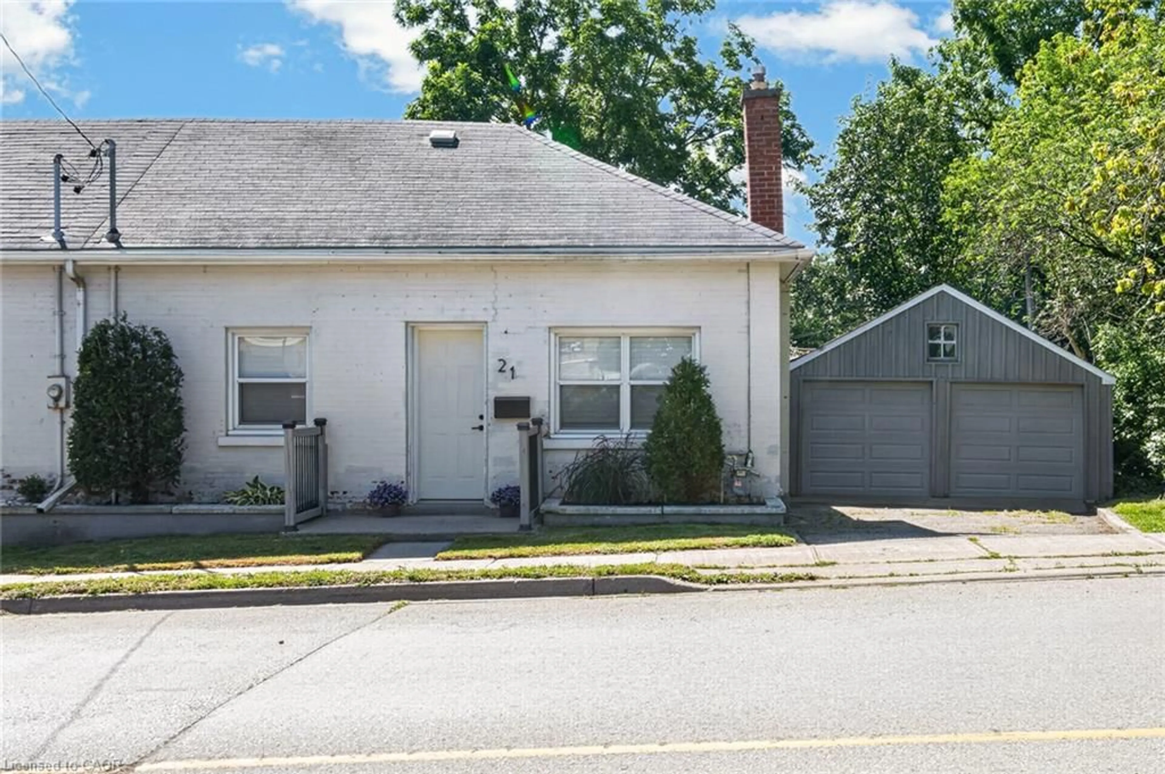 Unknown for 21 Cedar St, Cambridge Ontario N1S 1T8