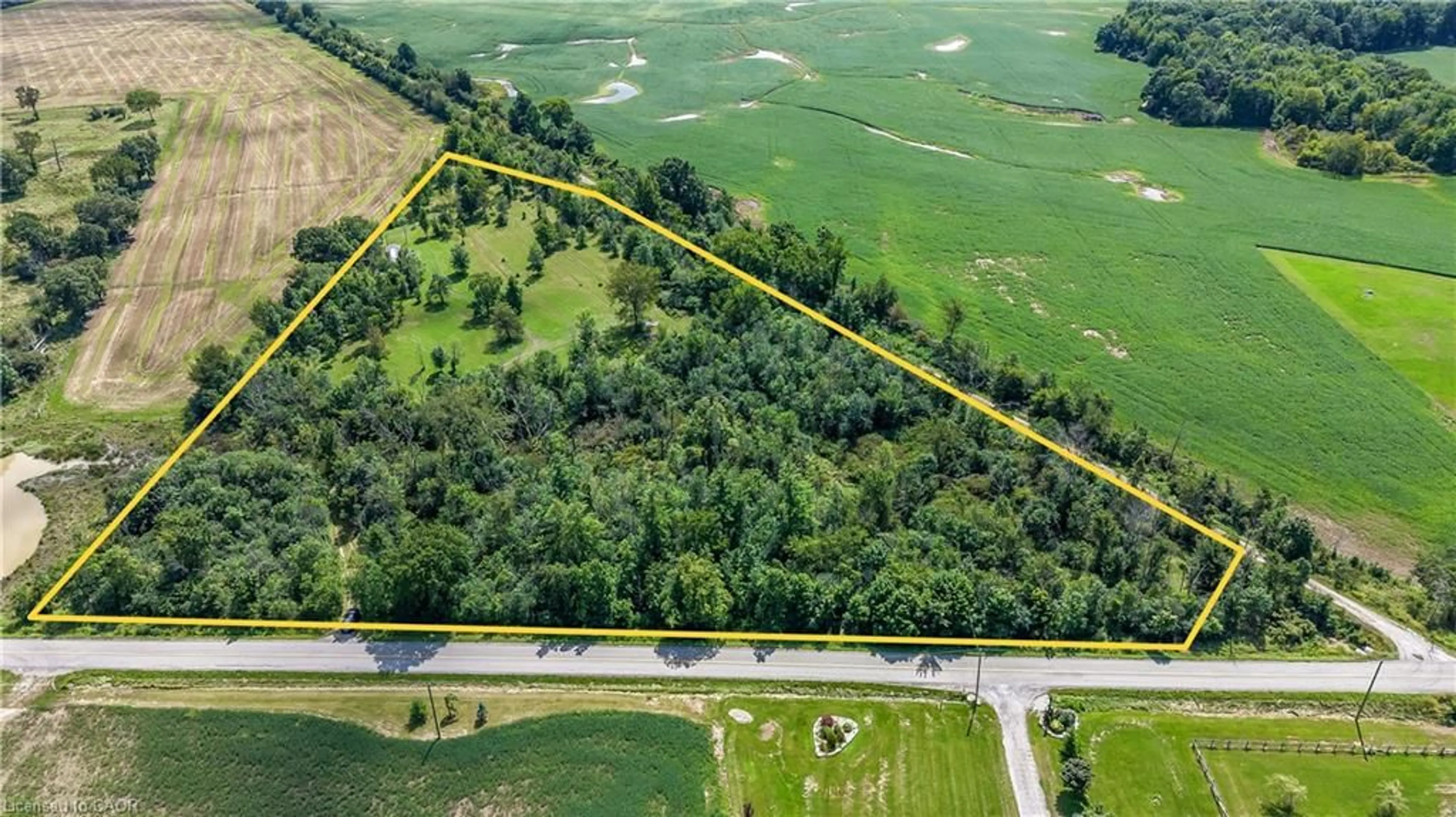 A pic from outside/outdoor area/front of a property/back of a property/a pic from drone, water/lake/river/ocean view for 1320 Concession 1 Rd, Canfield Ontario N0A 1C0
