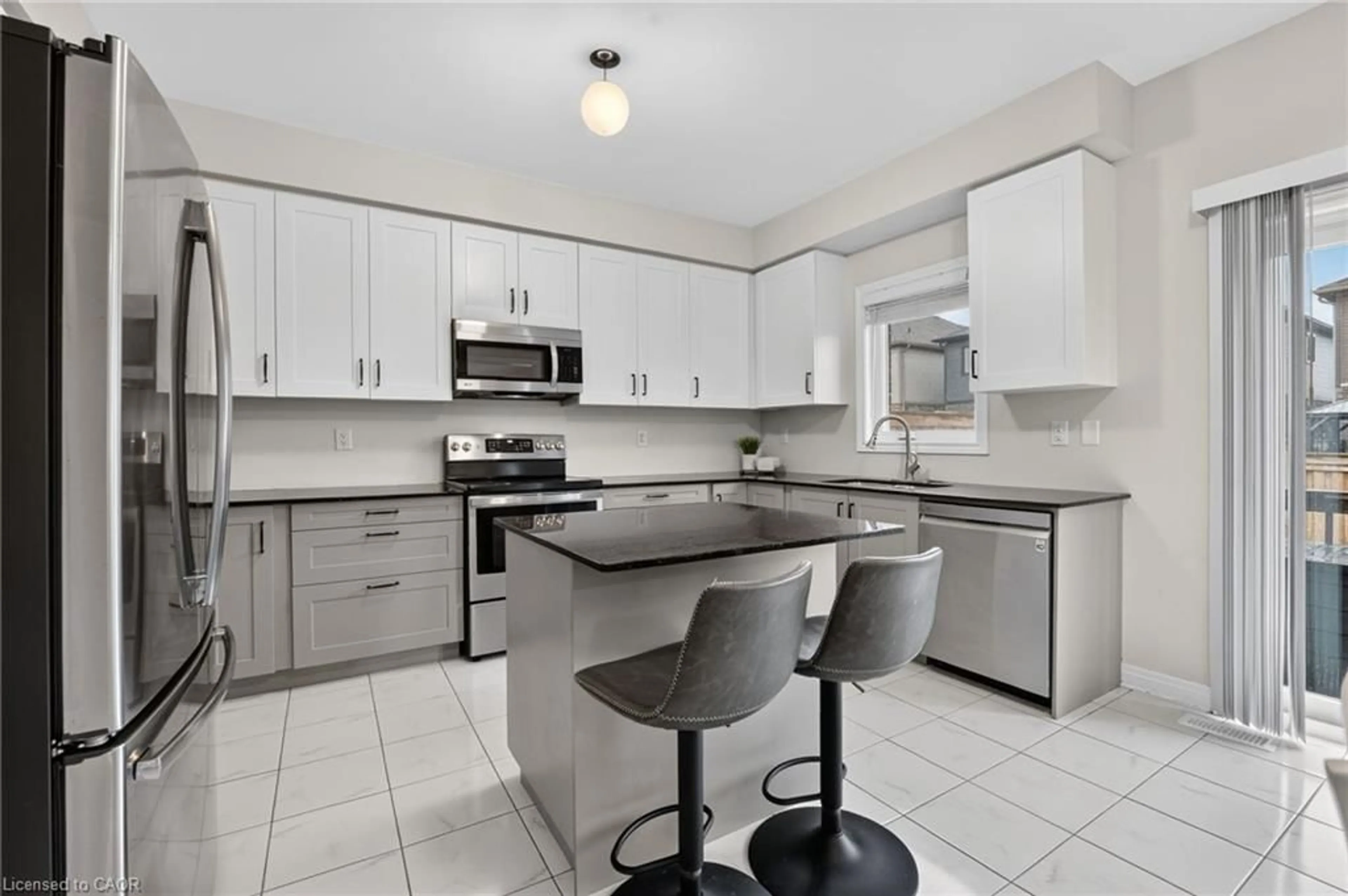 Unknown for 205 Shoreview Dr, Welland Ontario L3B 6H9